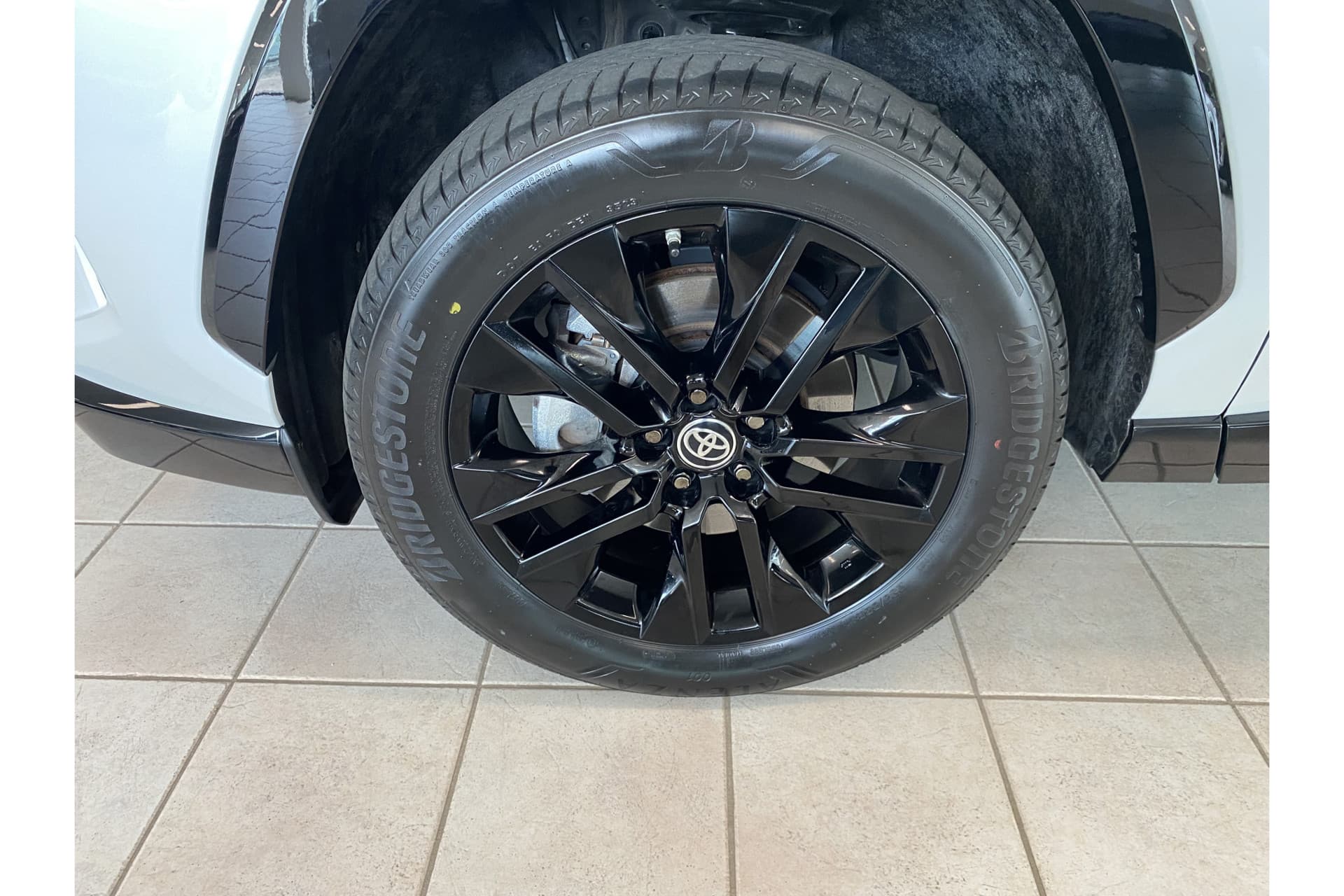 Toyota RAV4 2.5 Hybrid Awd Style thumbnail 12