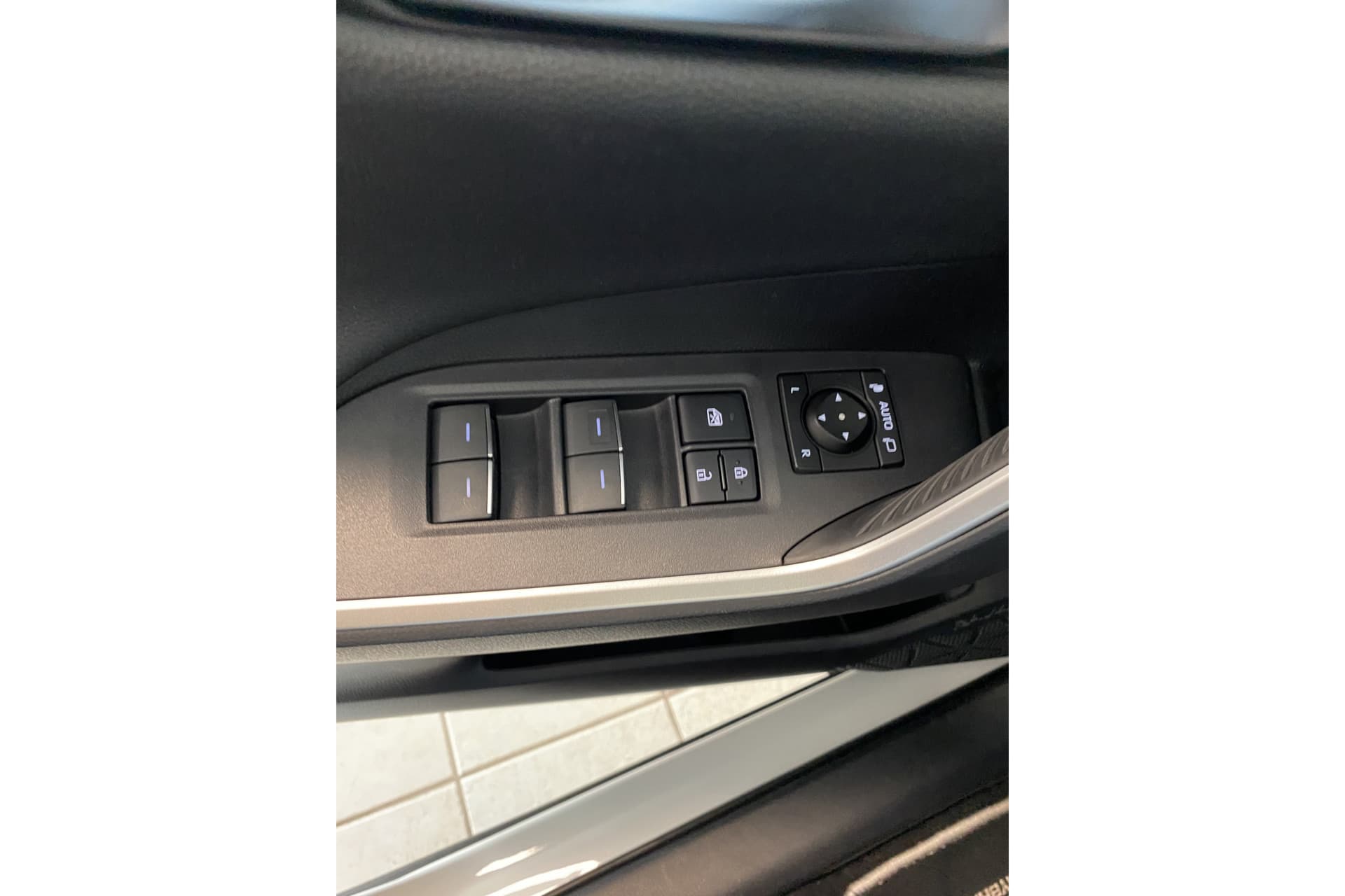 Toyota RAV4 2.5 Hybrid Awd Style thumbnail 34