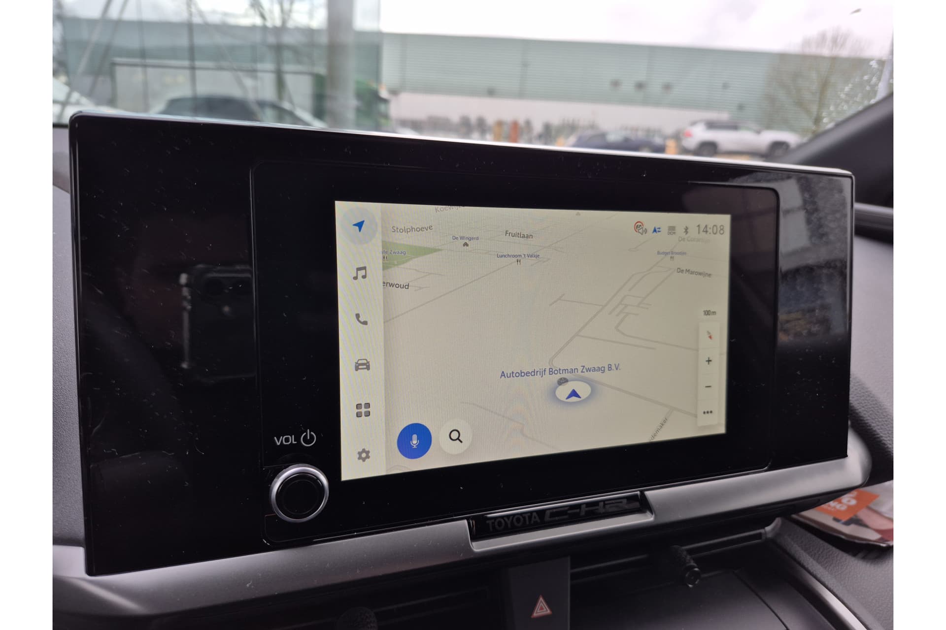 Toyota C-HR 2.0 Plug-In Hybrid 220 Dynamic Automaat thumbnail 4