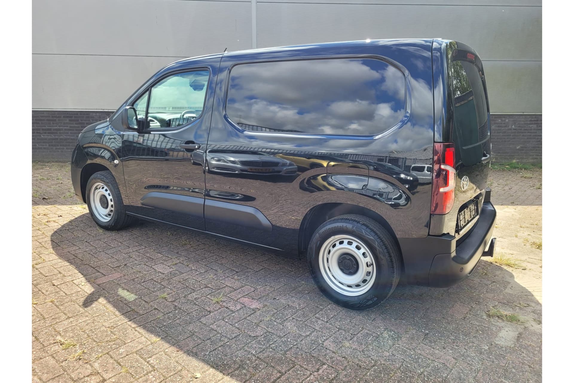 Toyota Proace City 1.5 D-4D Navigator Stoel thumbnail 15