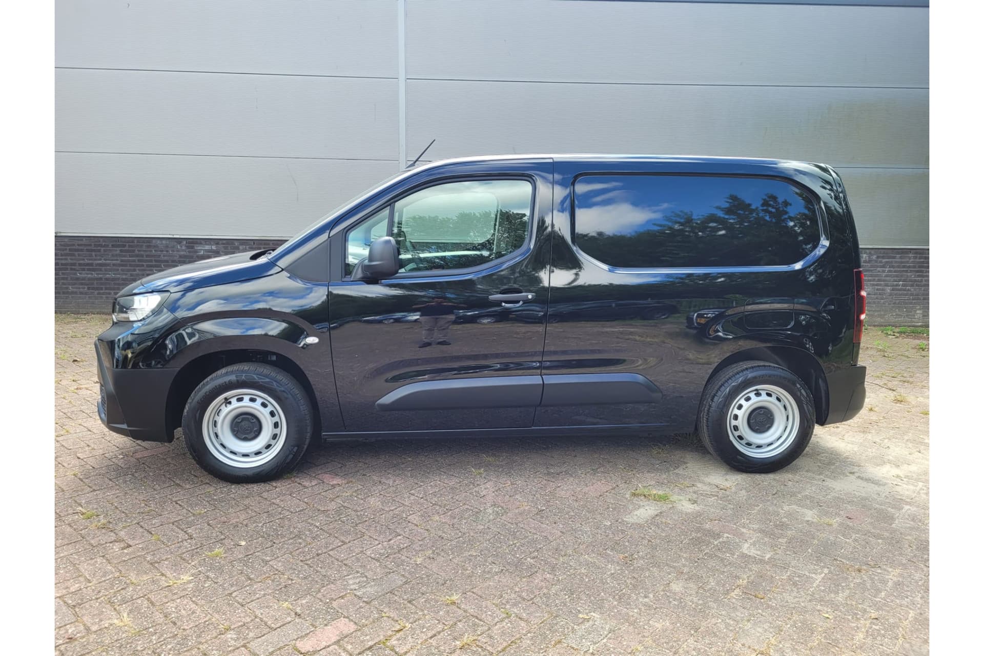 Toyota Proace City 1.5 D-4D Navigator Stoel thumbnail 16