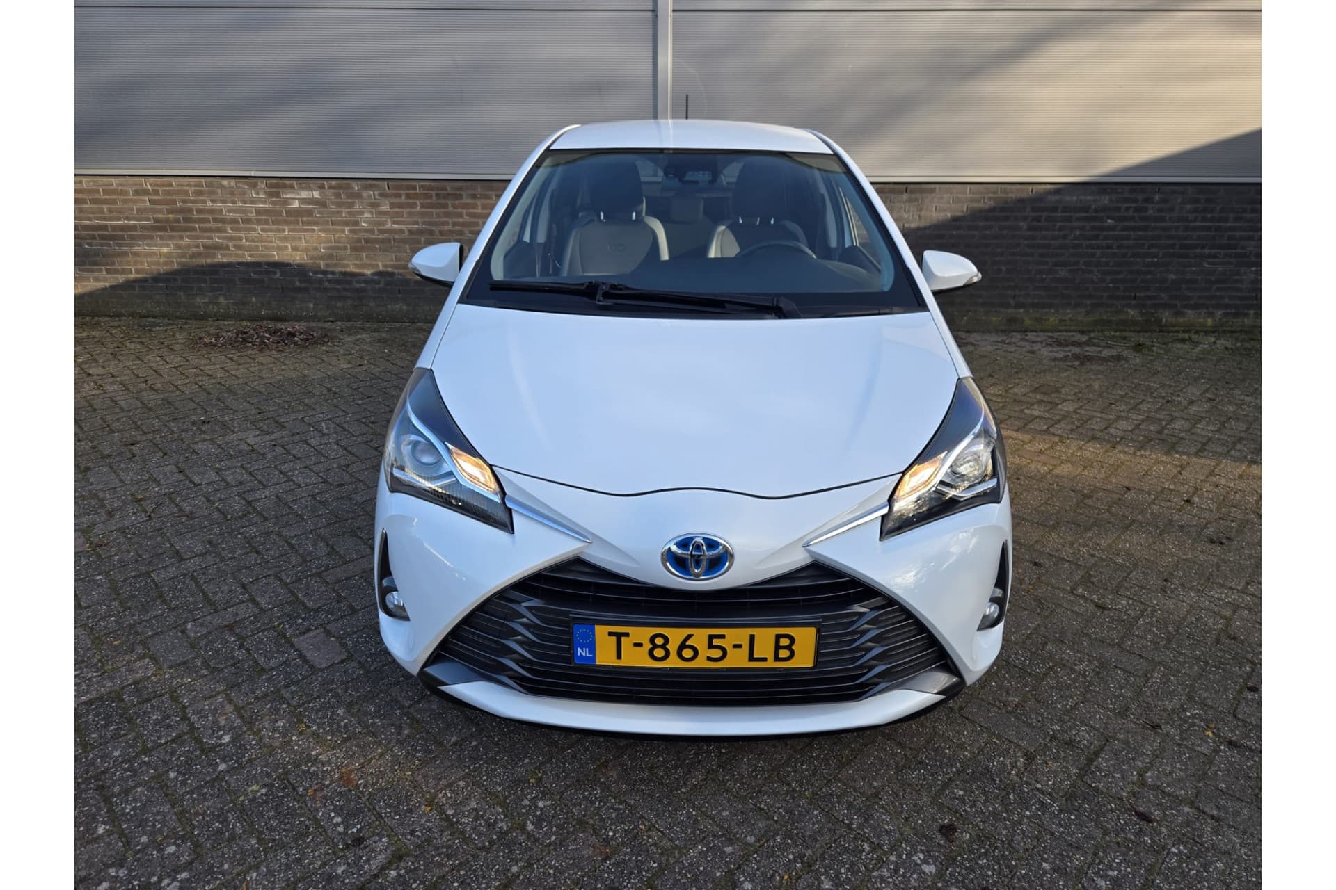 Toyota Yaris 1.5 Hybrid Y20 Exclusive Edition, Trekhaak, Stoel Verwarming thumbnail 14