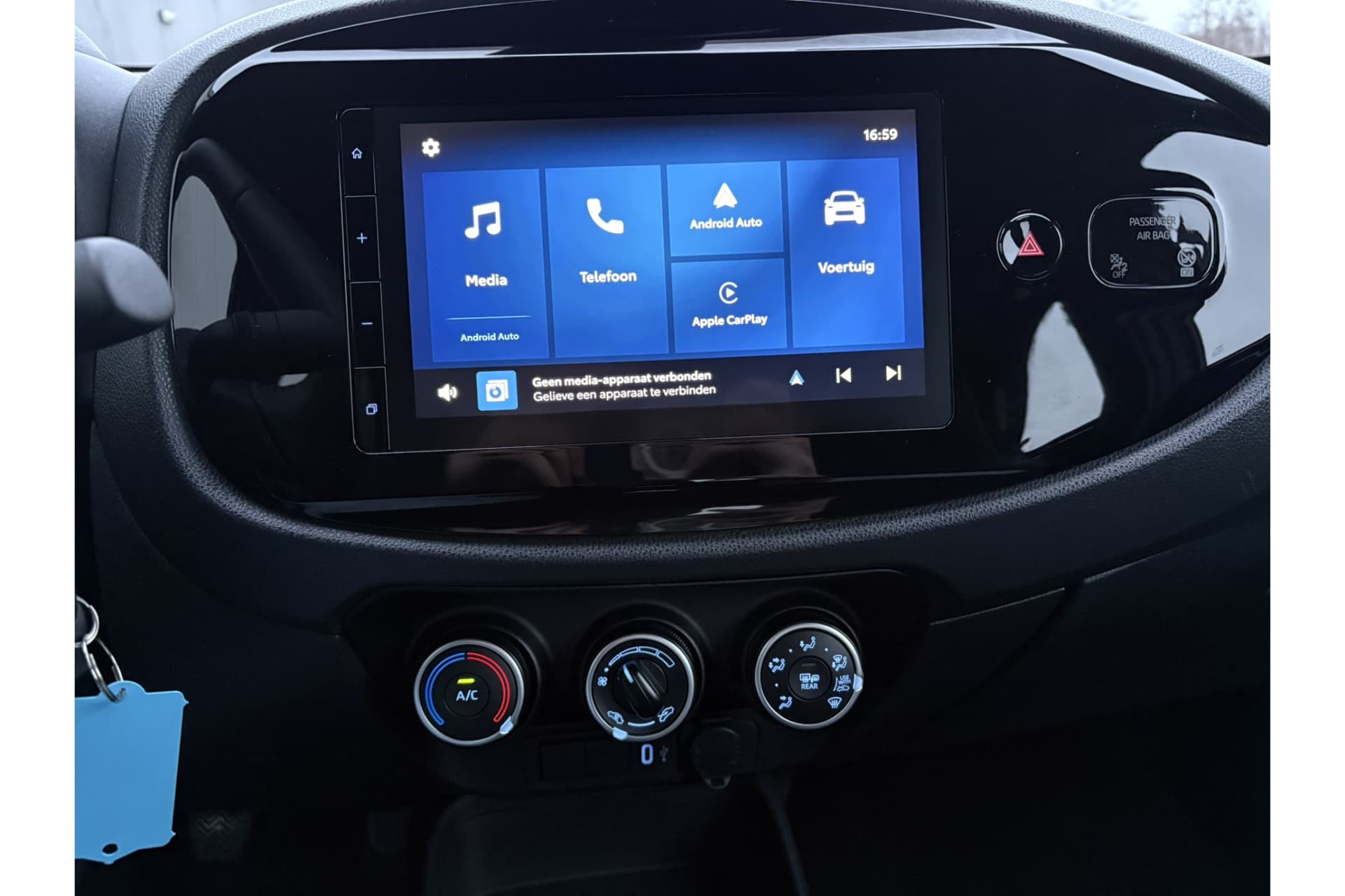 Toyota Aygo X 1.0 Vvt-I Mt Play thumbnail 11