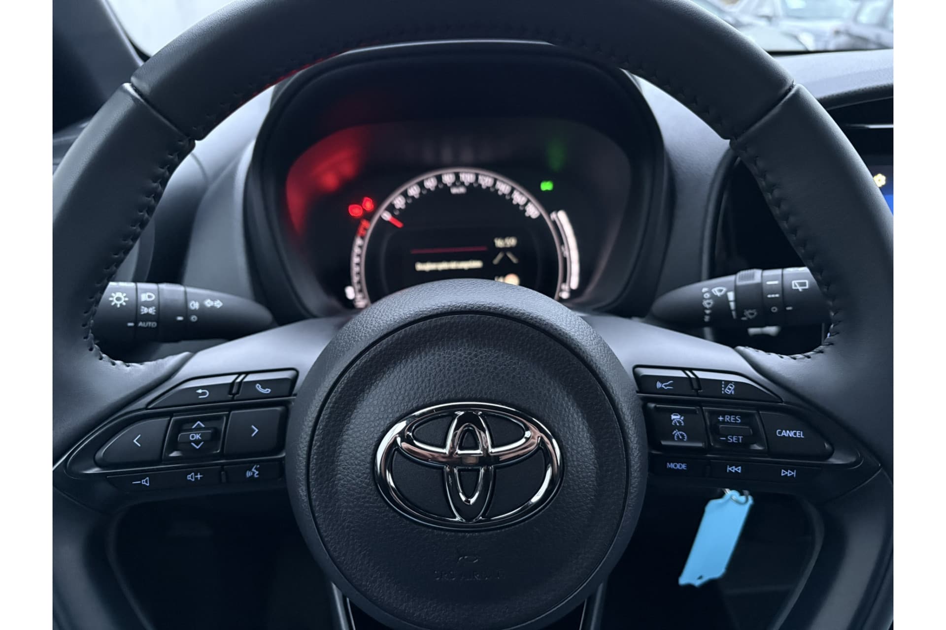 Toyota Aygo X 1.0 Vvt-I Mt Play thumbnail 6