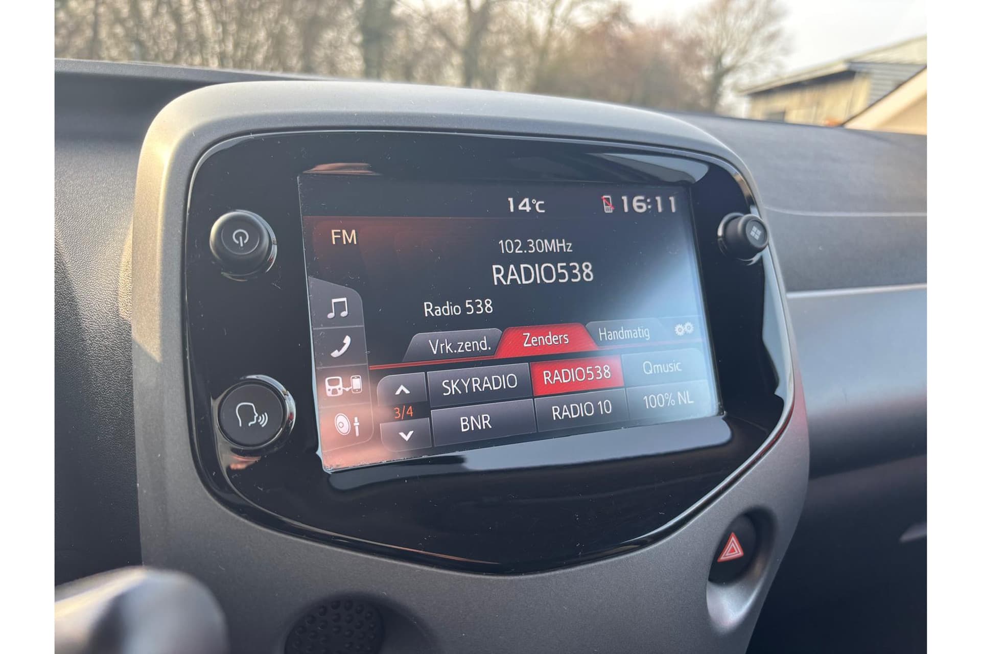 Toyota Aygo 1.0 Vvt-I X-Joy Apple Carplay thumbnail 12
