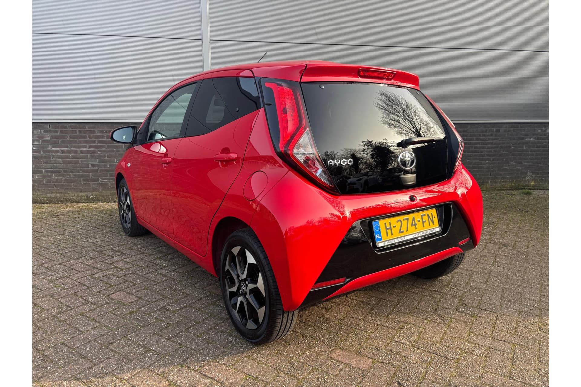 Toyota Aygo 1.0 Vvt-I X-Joy Apple Carplay thumbnail 5