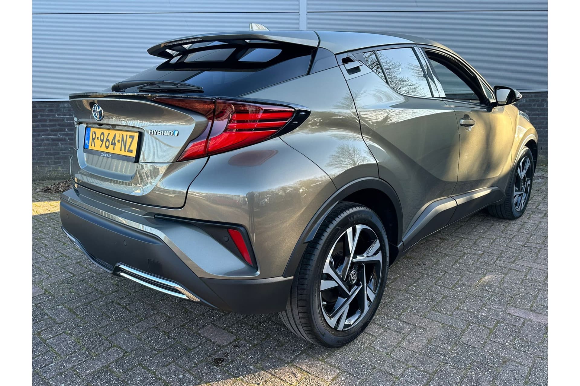 Toyota C-HR 2.0 Hybrid Style thumbnail 2