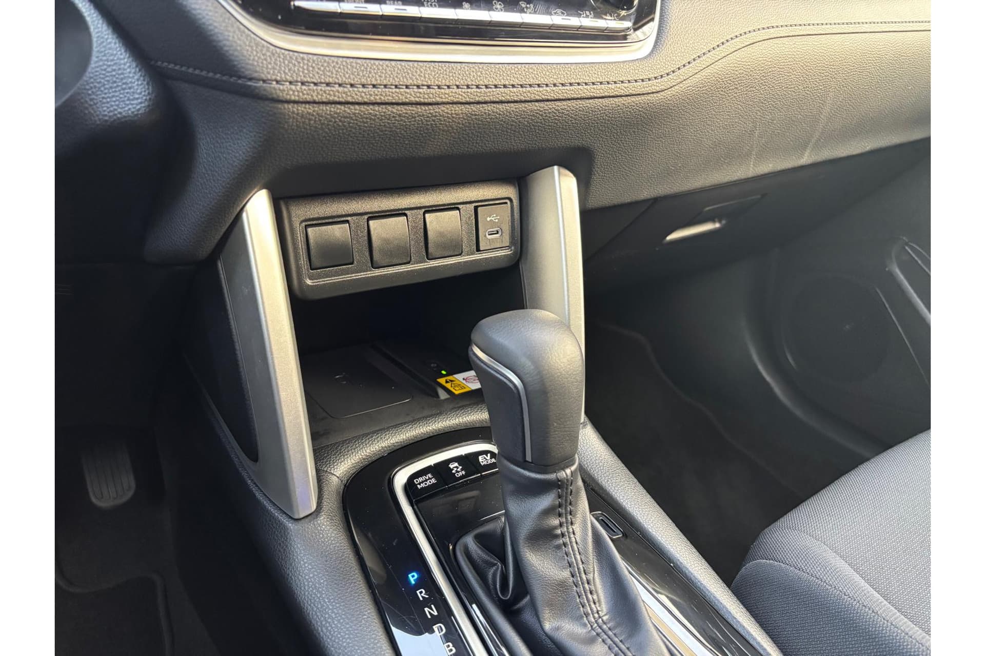 Toyota Corolla Cross Hybrid 140 Style thumbnail 16