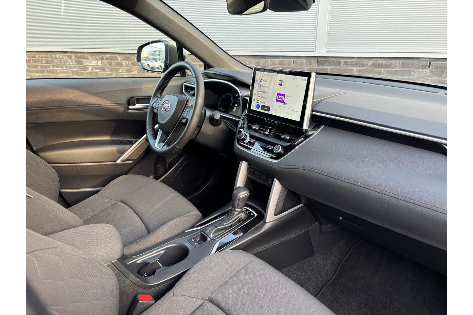 Toyota Corolla Cross Hybrid 140 Style thumbnail 18