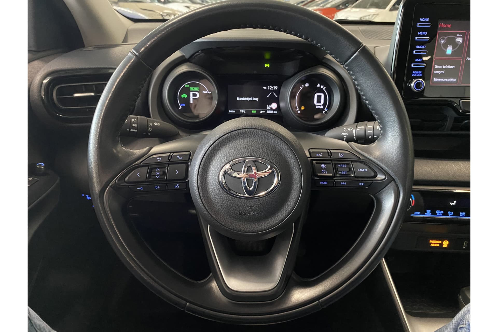 Toyota Yaris 1.5 Hybrid Dynamic thumbnail 15