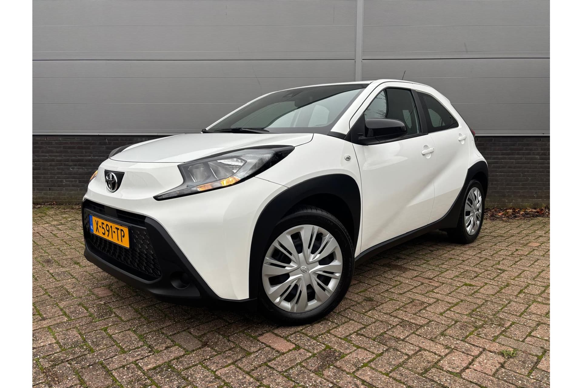Toyota Aygo X 1.0 Vvt-I Mt Play Apple Carplay