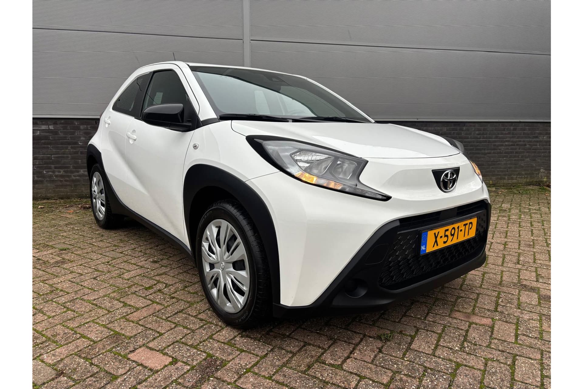 Toyota Aygo X 1.0 Vvt-I Mt Play Apple Carplay thumbnail 17