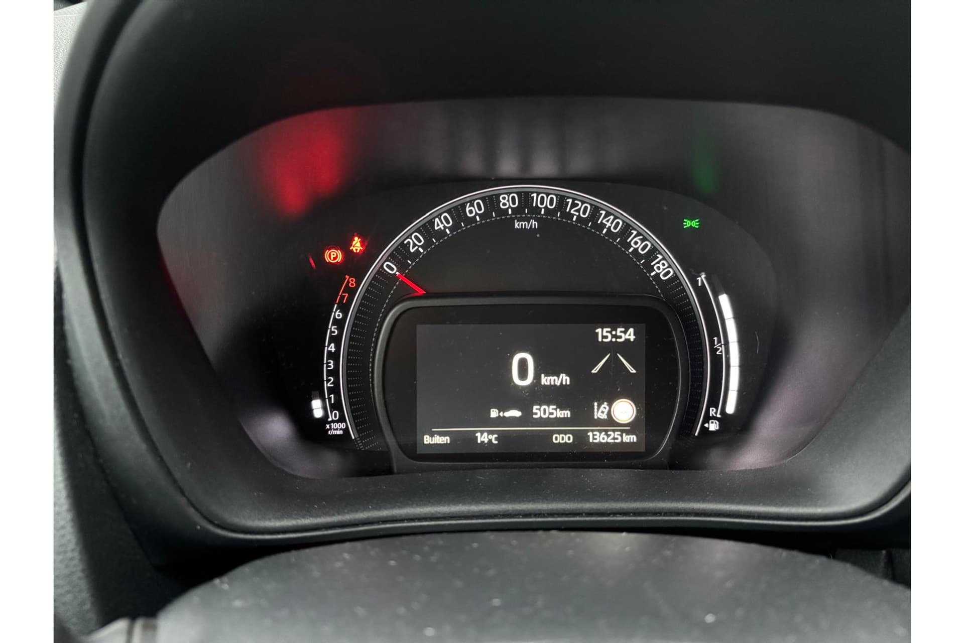 Toyota Aygo X 1.0 Vvt-I Mt Play Apple Carplay thumbnail 3