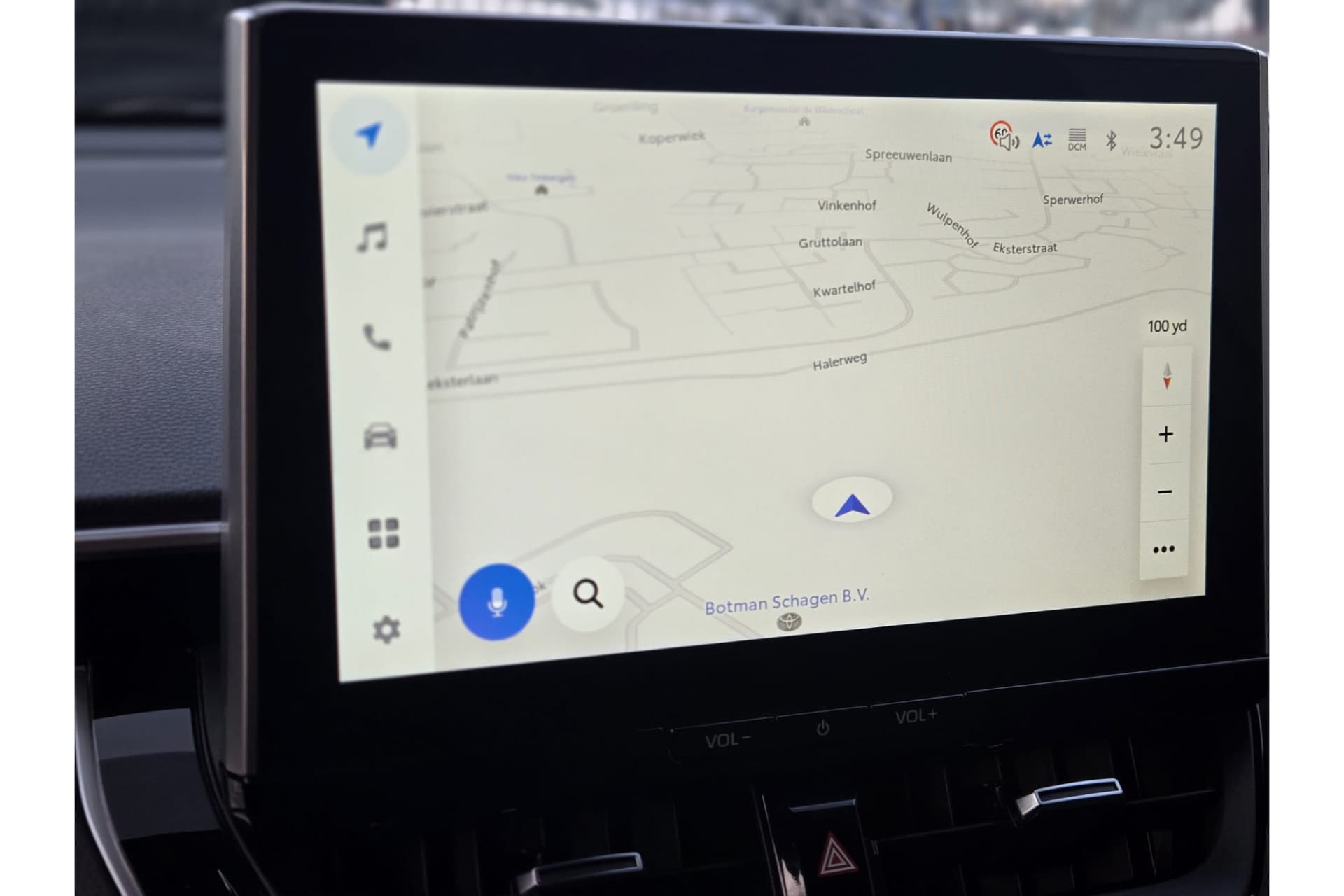 Toyota Corolla Cross Hybrid 200 Style thumbnail 11