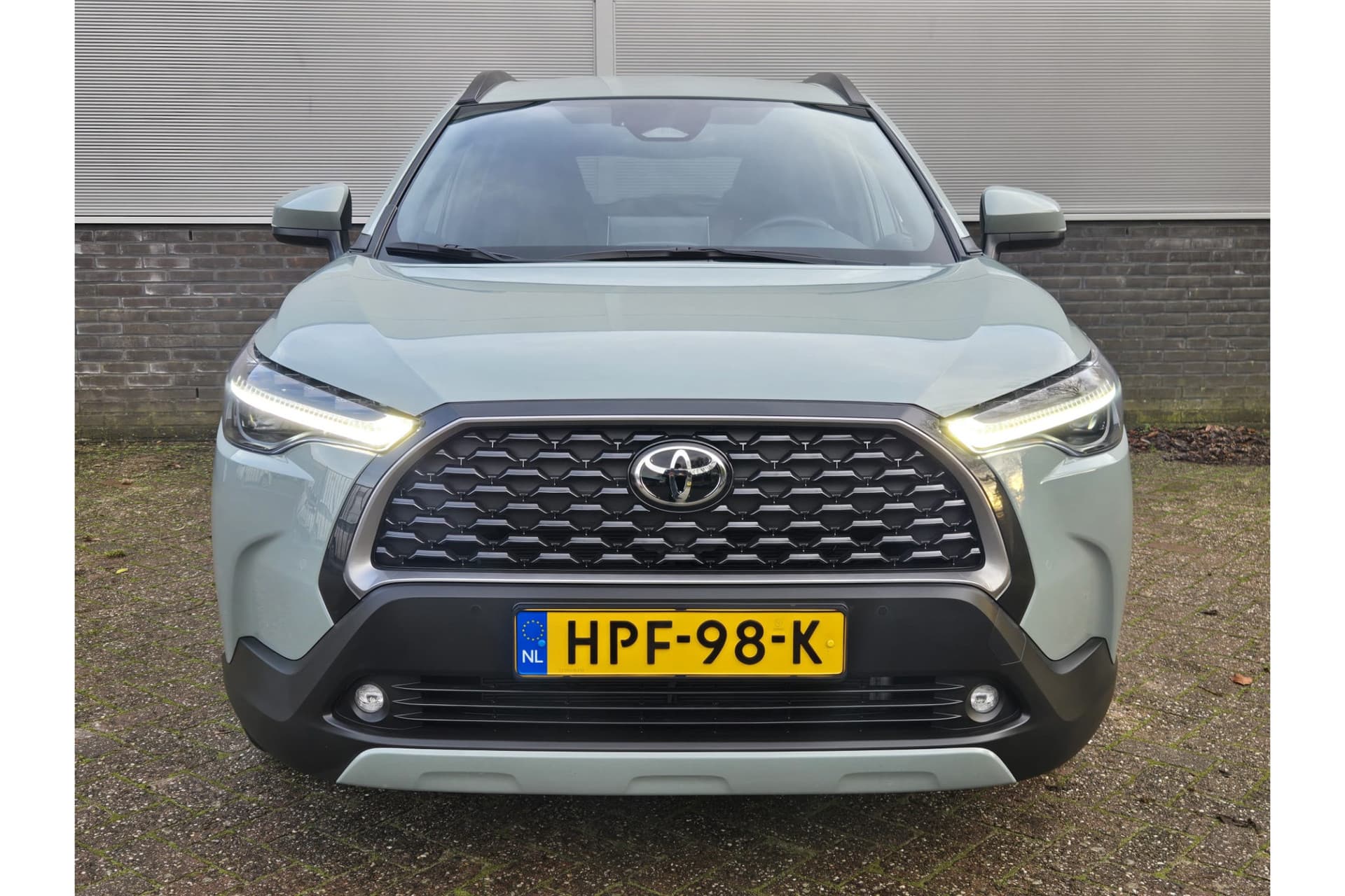 Toyota Corolla Cross Hybrid 200 Style thumbnail 20