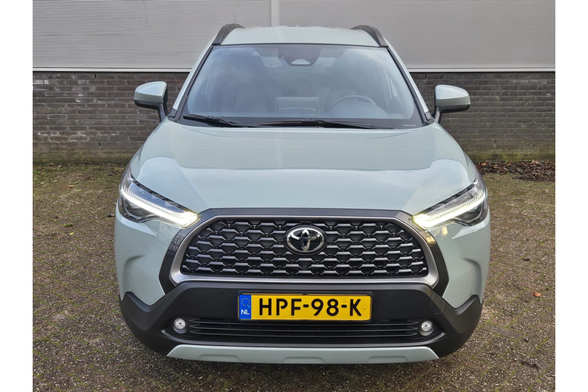 Toyota Corolla Cross Hybrid 200 Style thumbnail 5