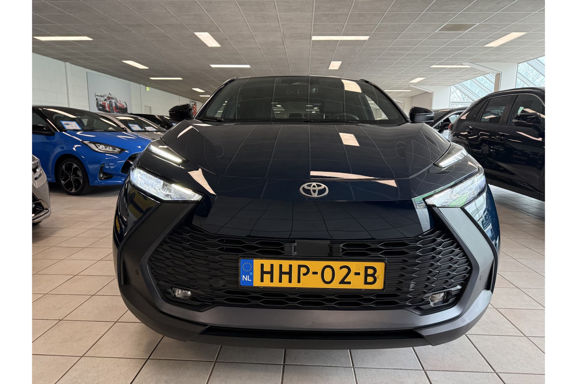 Toyota C-HR 1.8 Hybrid 140 Dynamic thumbnail 10