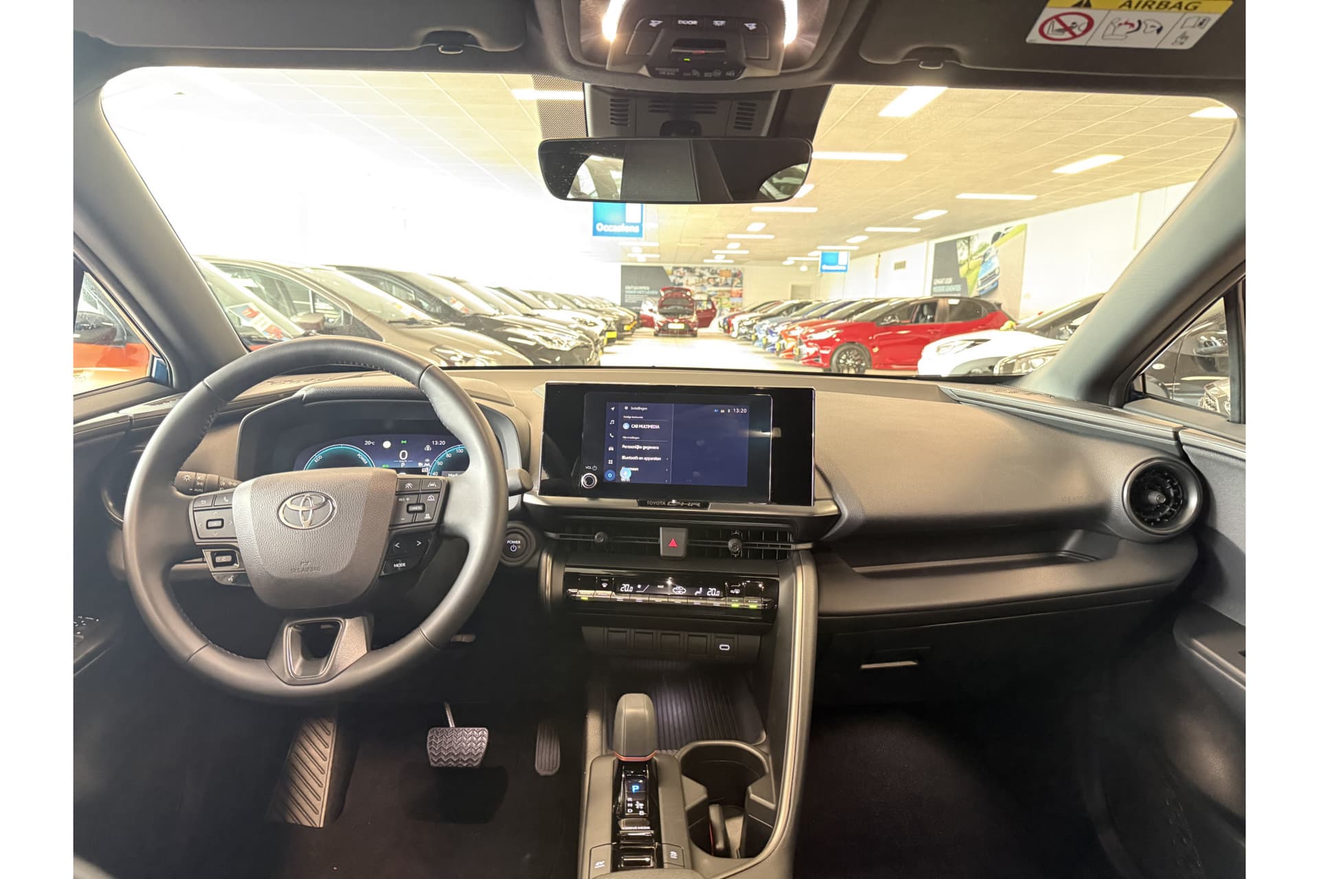 Toyota C-HR 1.8 Hybrid 140 Dynamic thumbnail 28