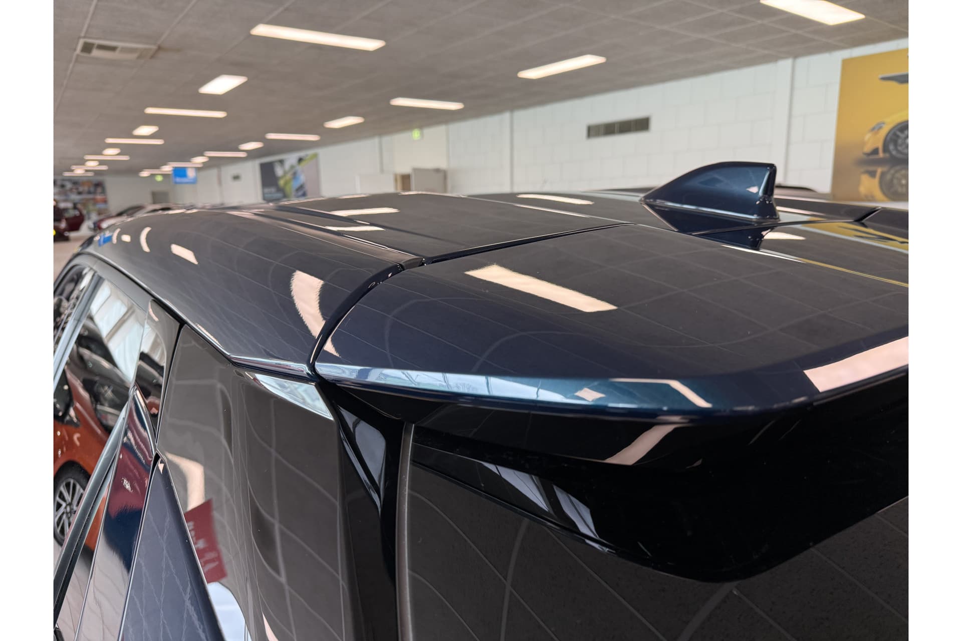 Toyota C-HR 1.8 Hybrid 140 Dynamic thumbnail 7