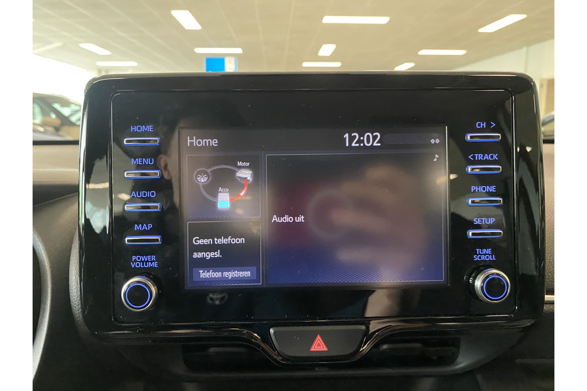 Toyota Yaris 1.5 Hybrid Dynamic thumbnail 18