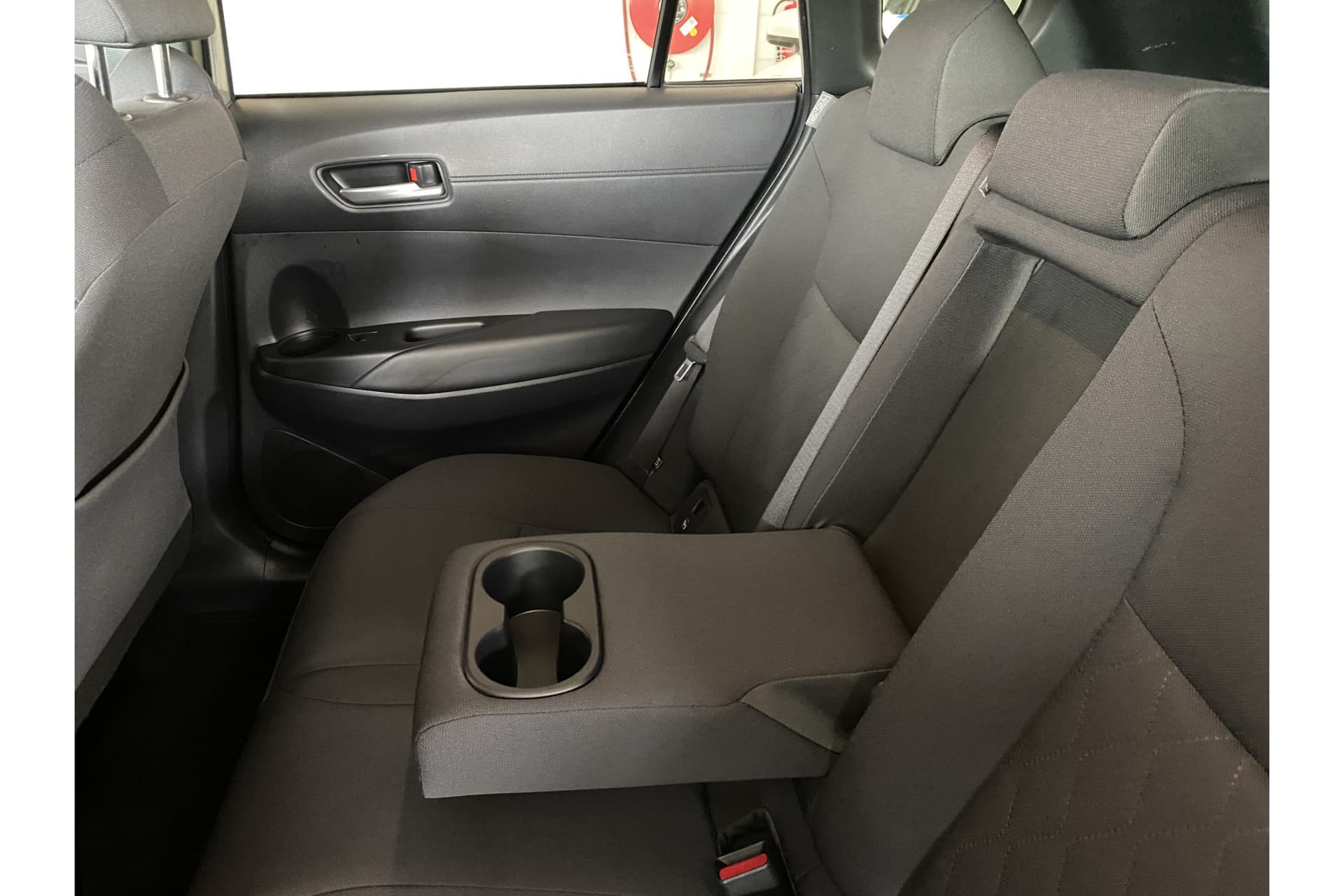 Toyota Corolla Cross Hybrid 140 Style thumbnail 14