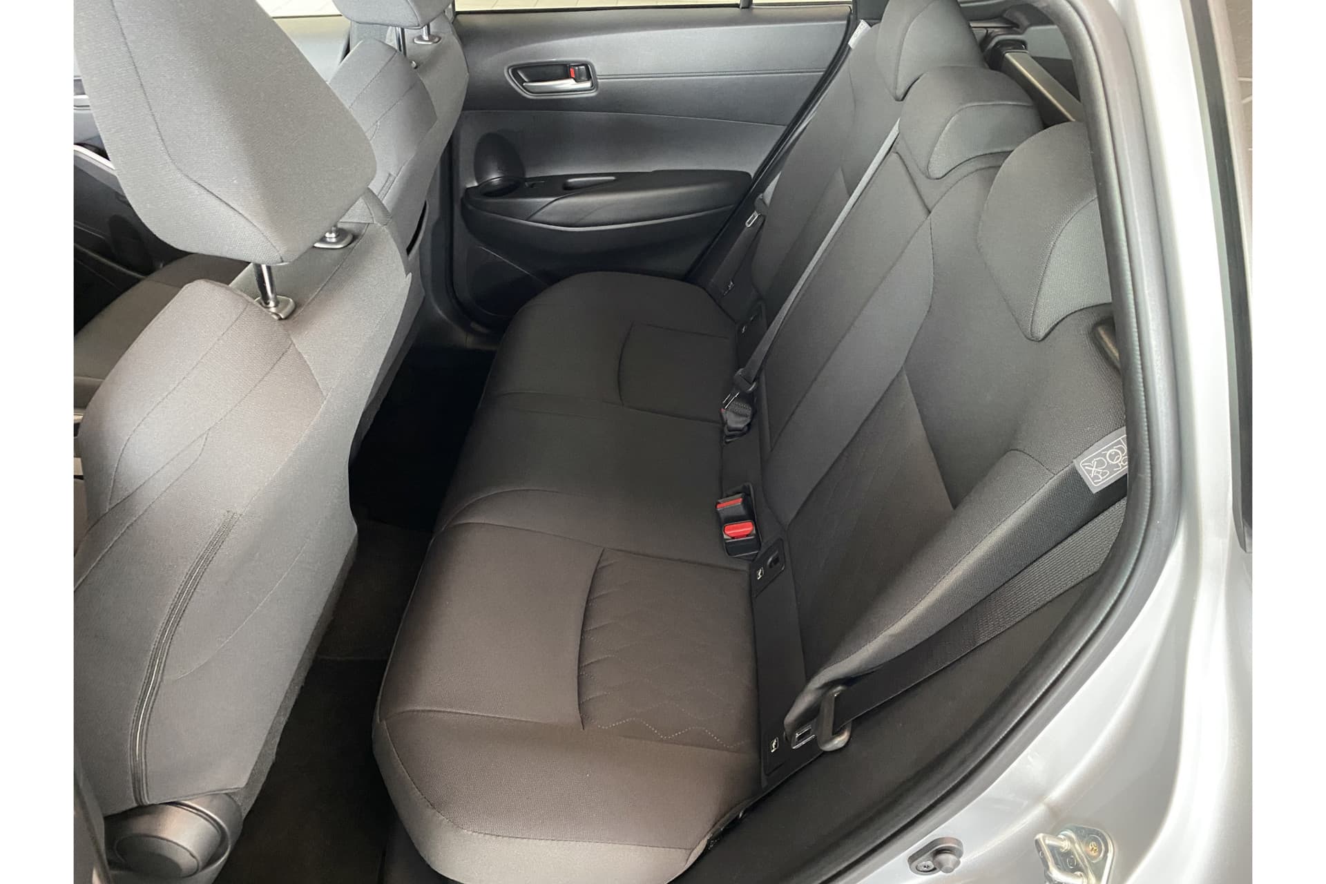 Toyota Corolla Cross Hybrid 140 Style thumbnail 15