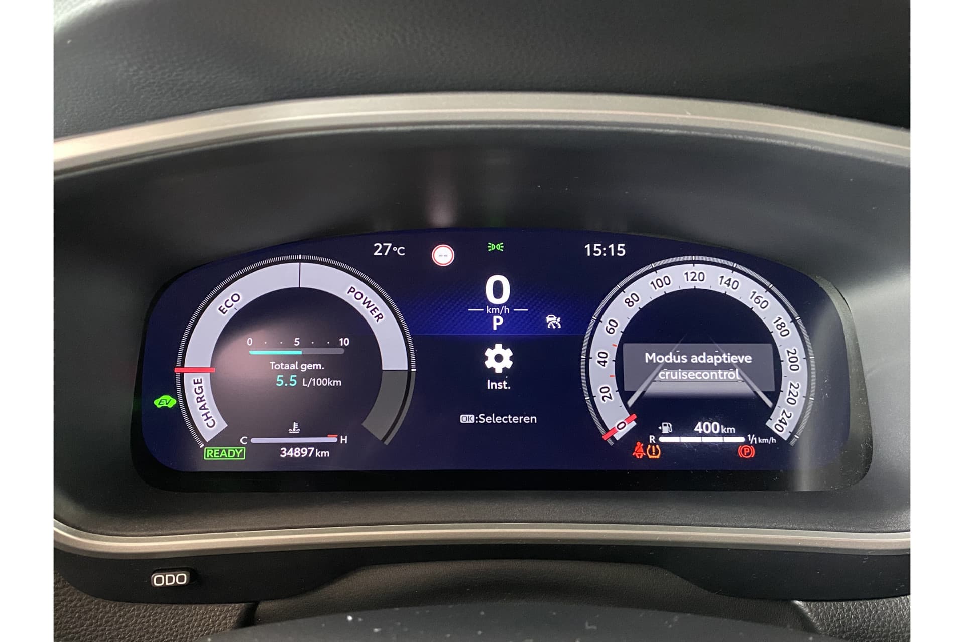 Toyota Corolla Cross Hybrid 140 Style thumbnail 29