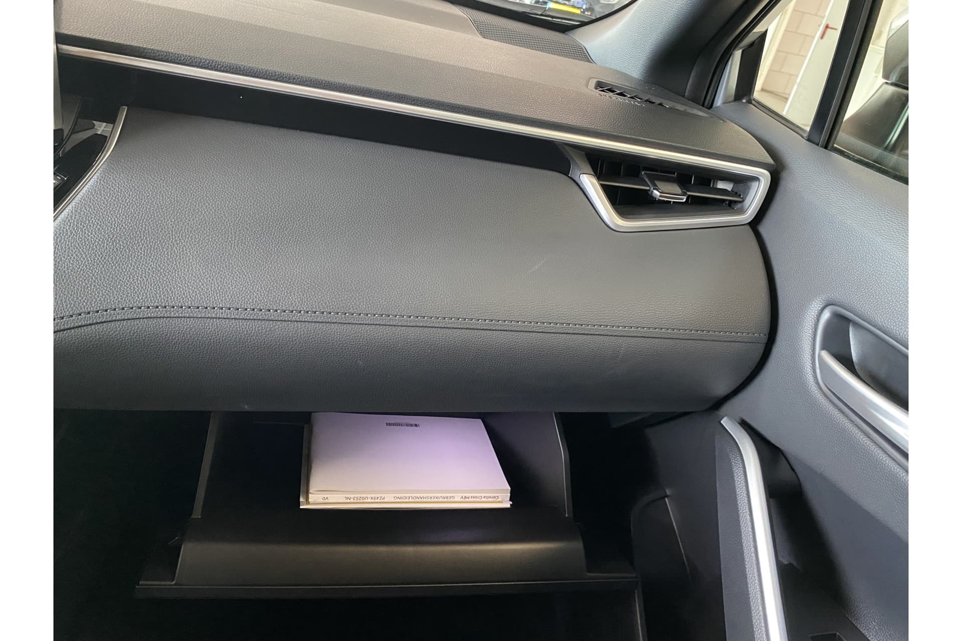 Toyota Corolla Cross Hybrid 140 Style thumbnail 44