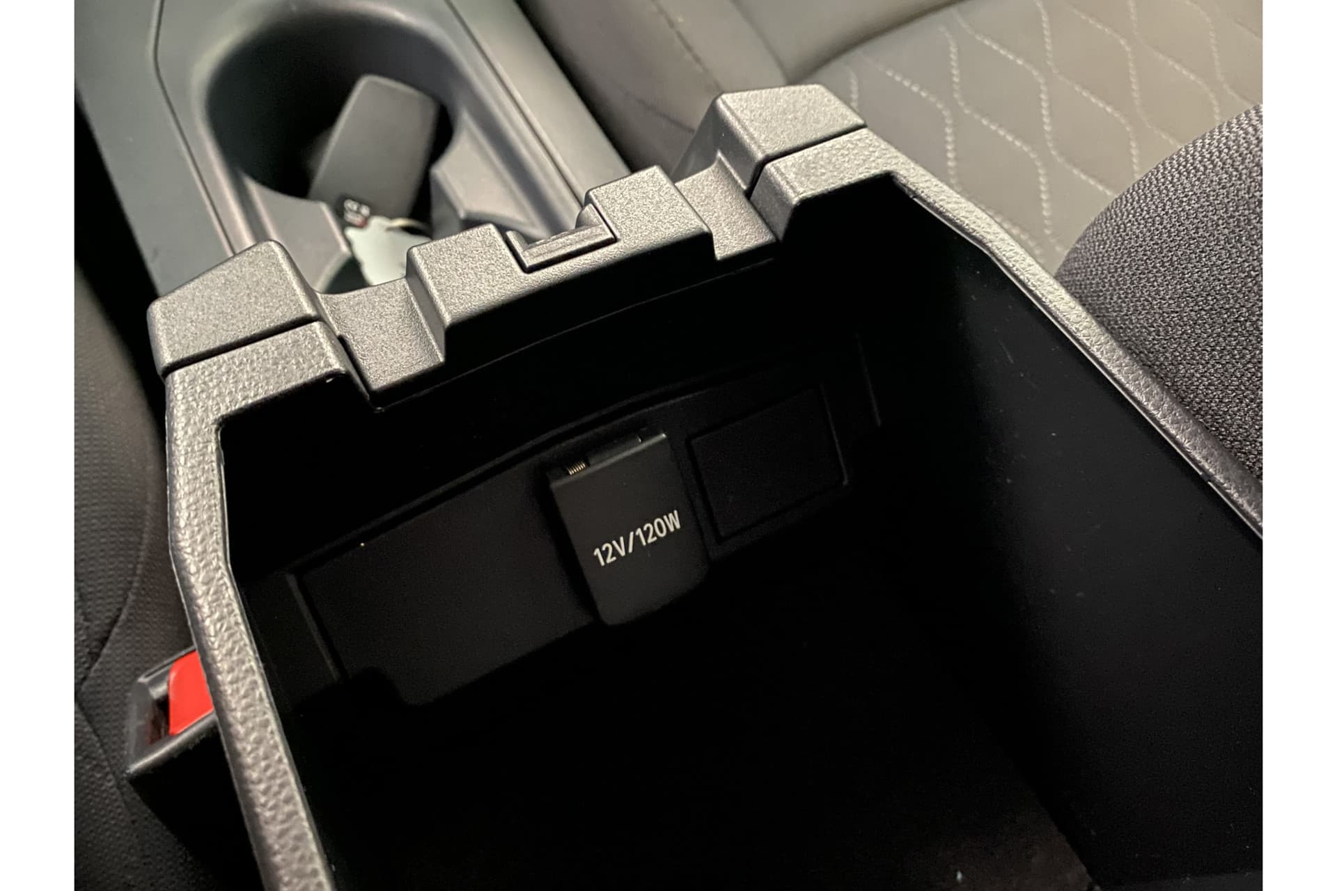 Toyota Corolla Cross Hybrid 140 Style thumbnail 48