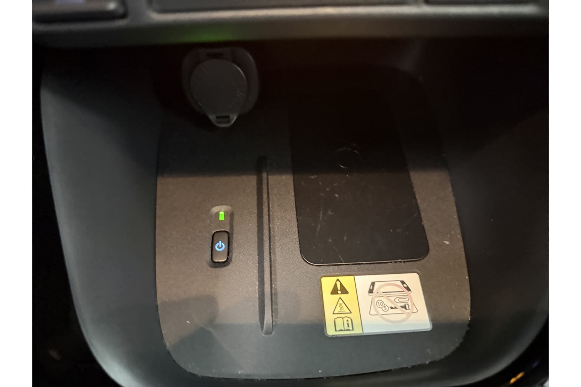 Toyota Yaris 1.5 Hybrid Executive thumbnail 24