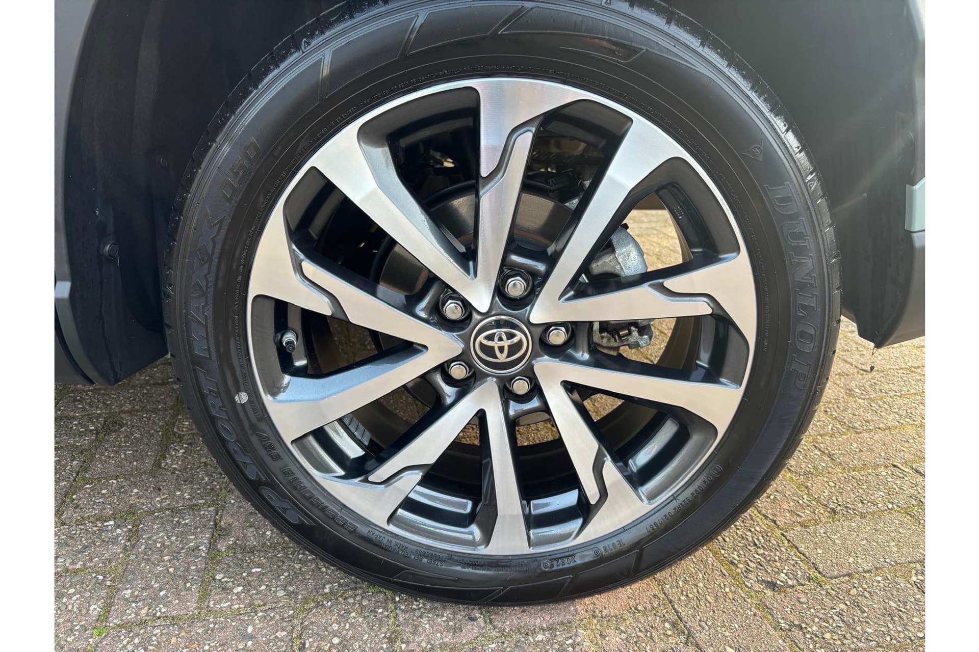 Toyota Corolla Cross Hybrid 140 Style thumbnail 10