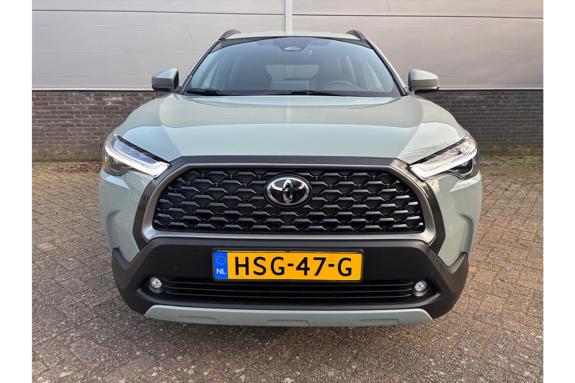 Toyota Corolla Cross Hybrid 140 Style thumbnail 6