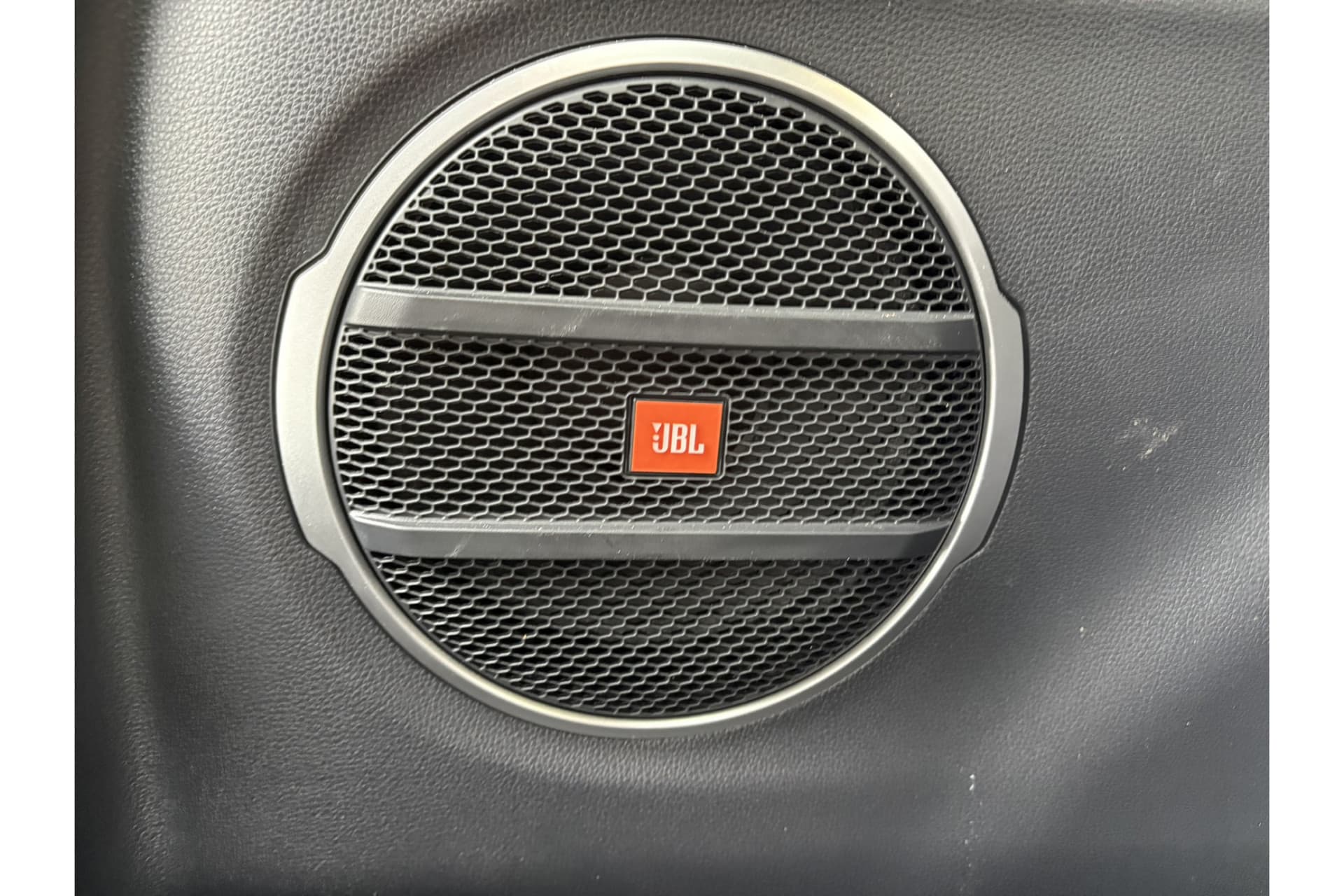 Toyota Corolla Cross Hybrid 200 Executive thumbnail 9