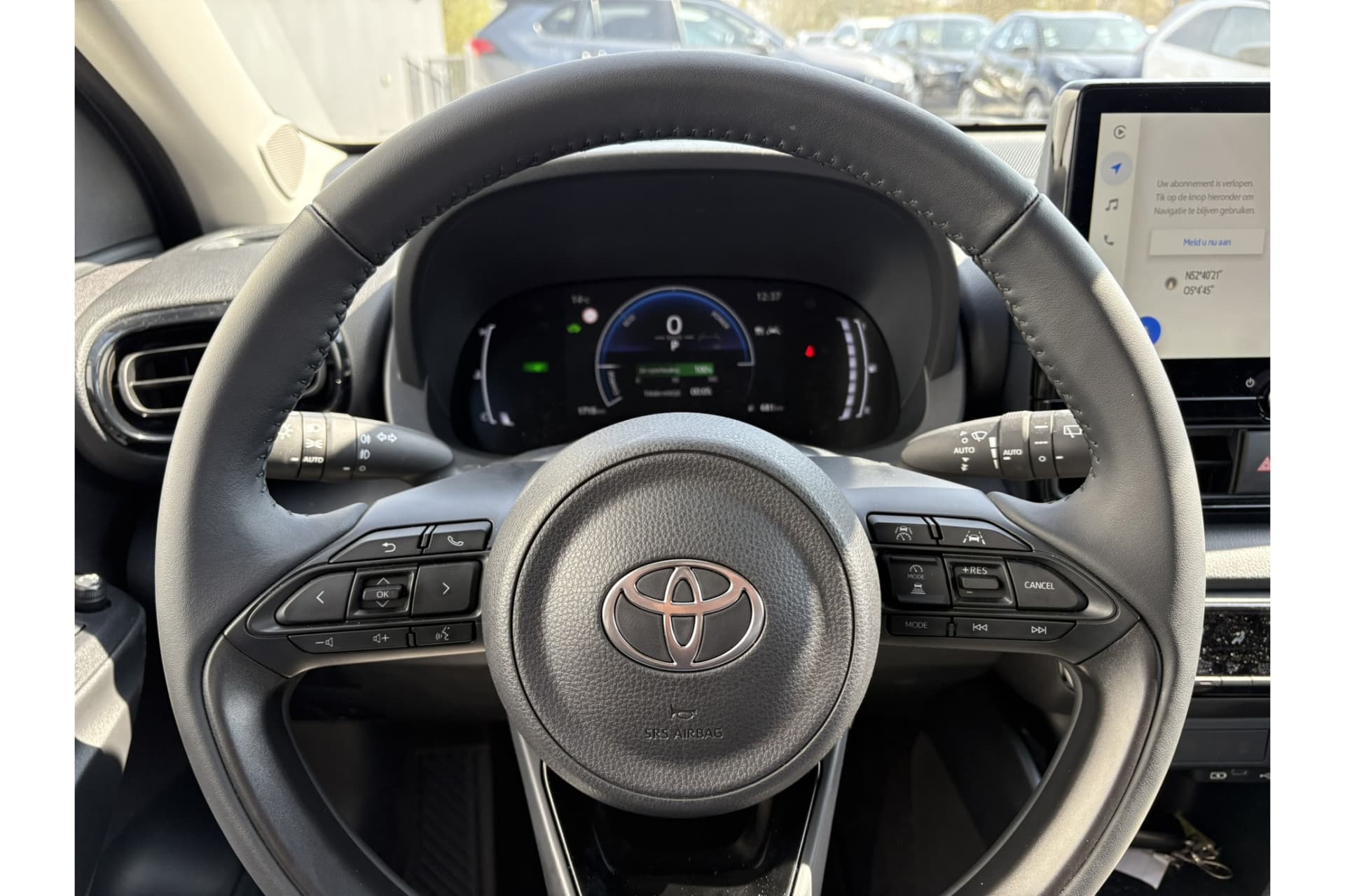 Toyota Yaris 1.5 Hybrid 115 First Edition Automaat thumbnail 8