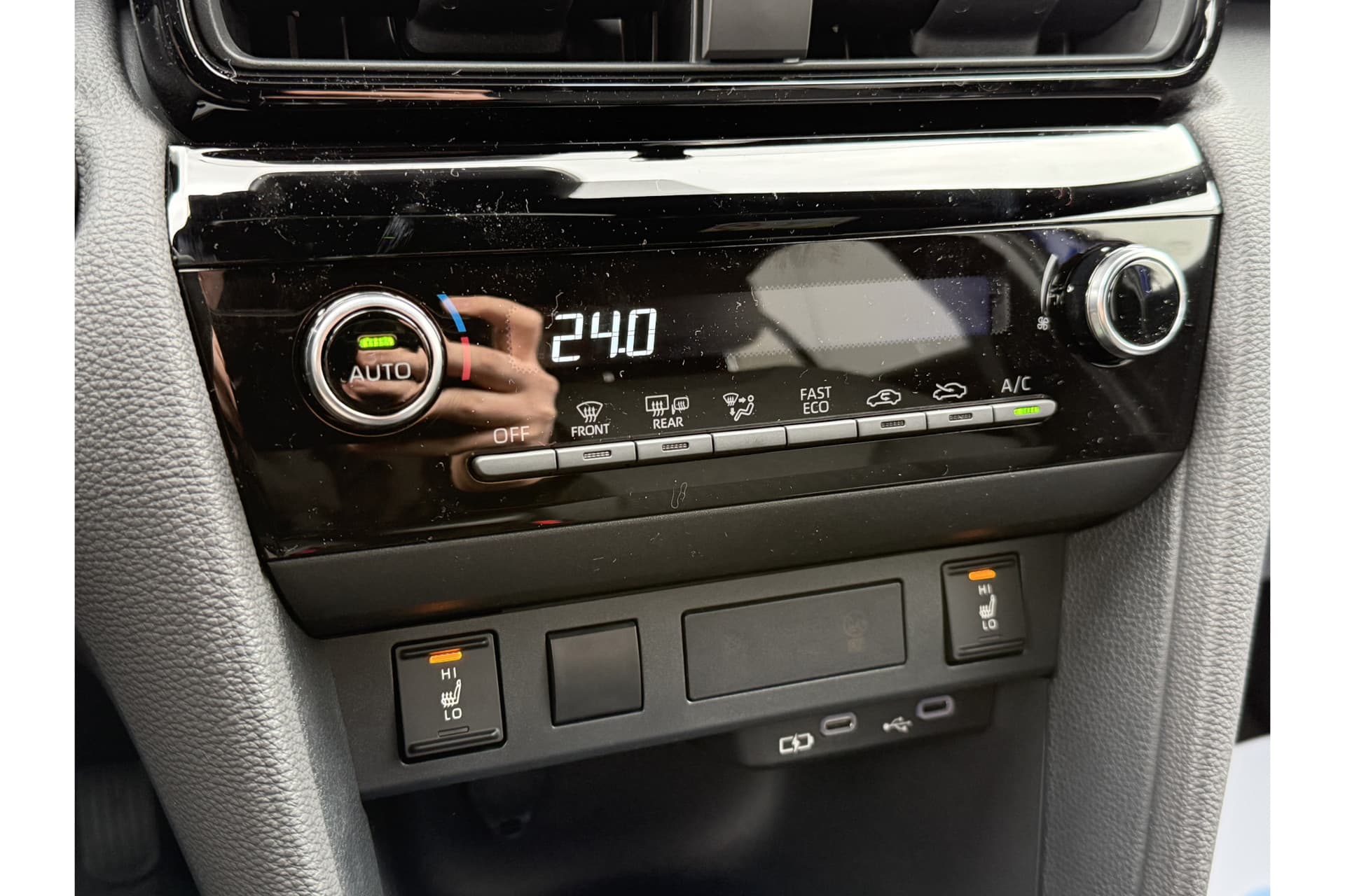 Toyota Yaris Cross 1.5 Hybrid 115 First Edition Automaat thumbnail 11