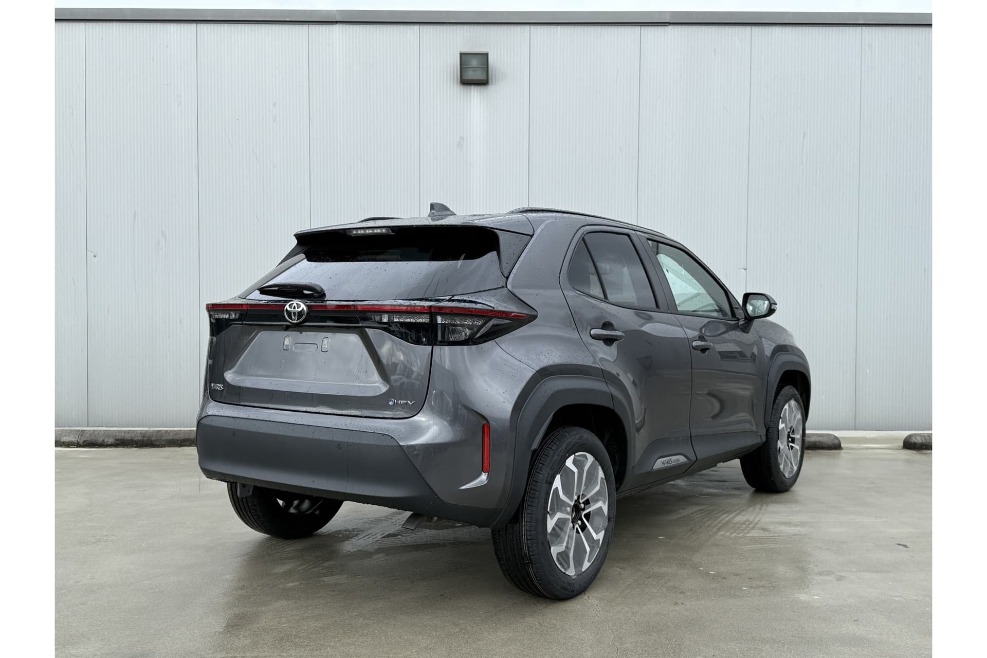 Toyota Yaris Cross 1.5 Hybrid 115 First Edition Automaat thumbnail 3