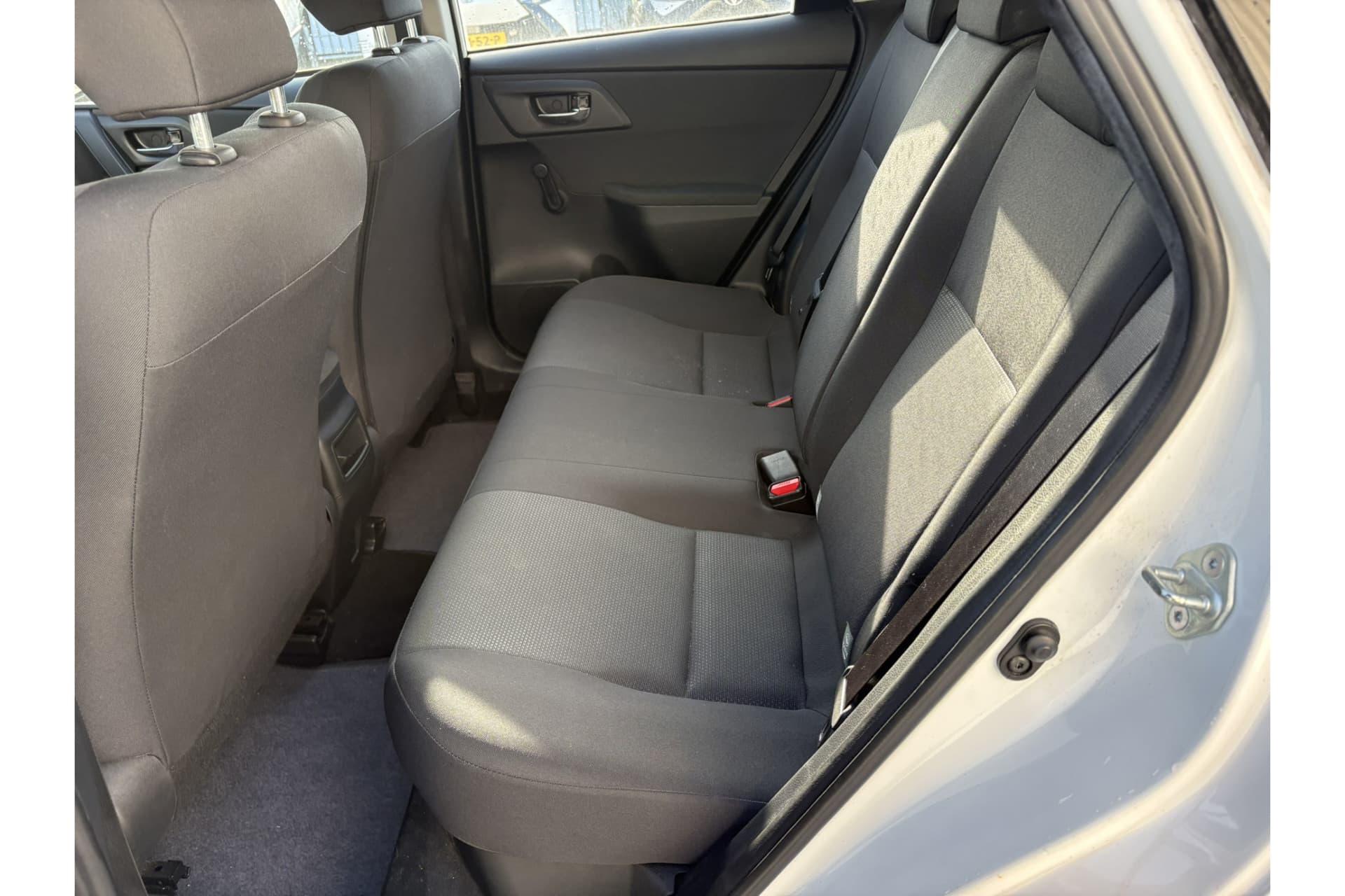 Toyota Auris 1.8 Hybrid Now thumbnail 12