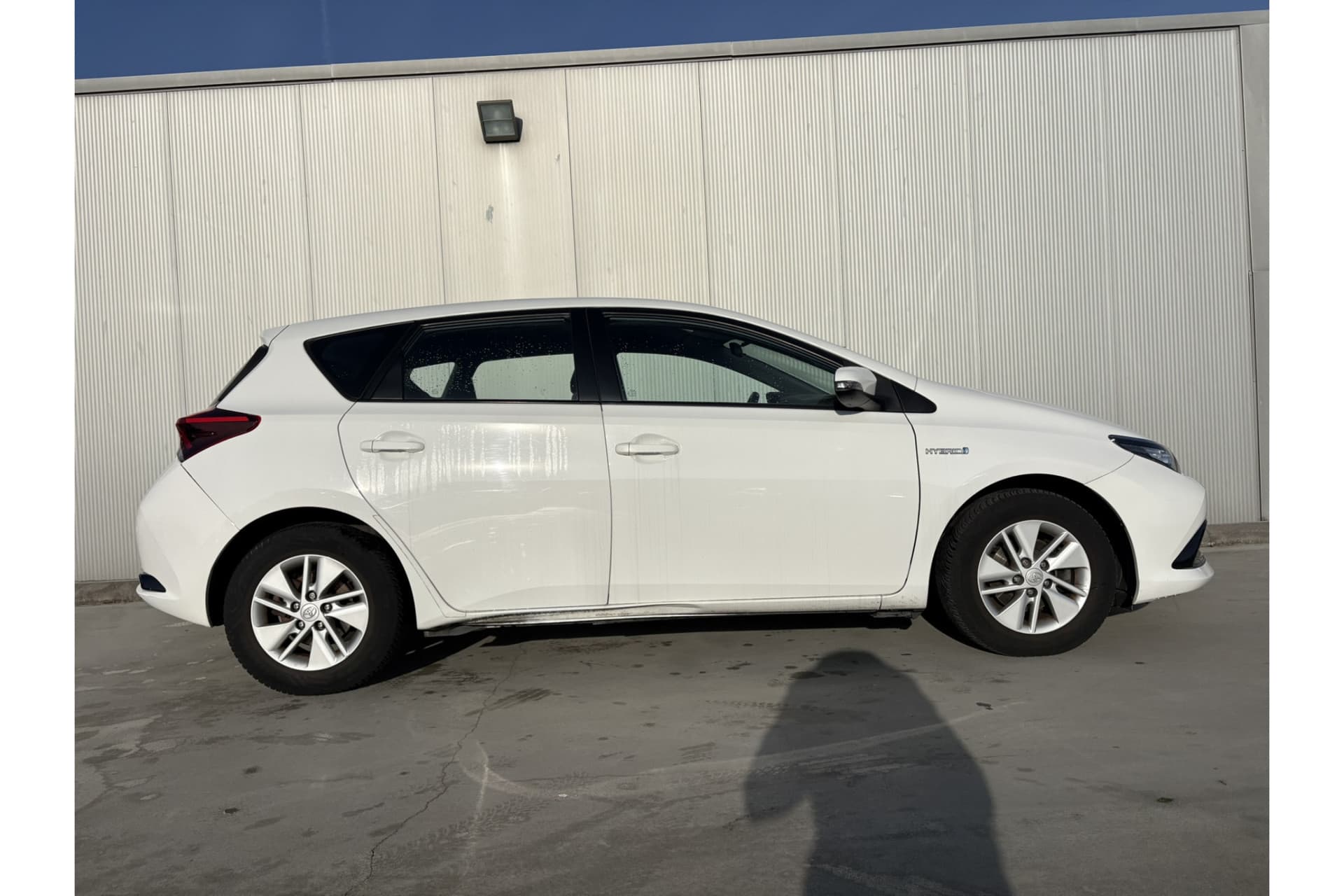 Toyota Auris 1.8 Hybrid Now thumbnail 4