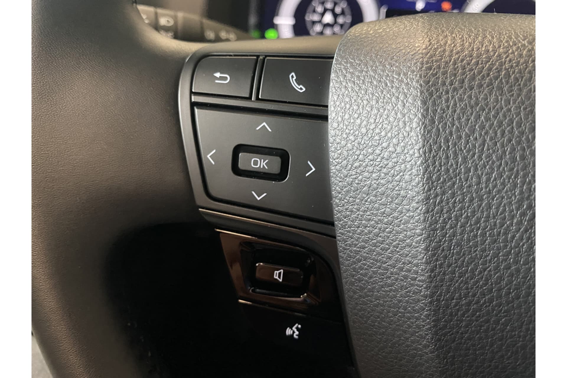 Toyota C-HR 1.8 Hybrid 140 First Edition thumbnail 27