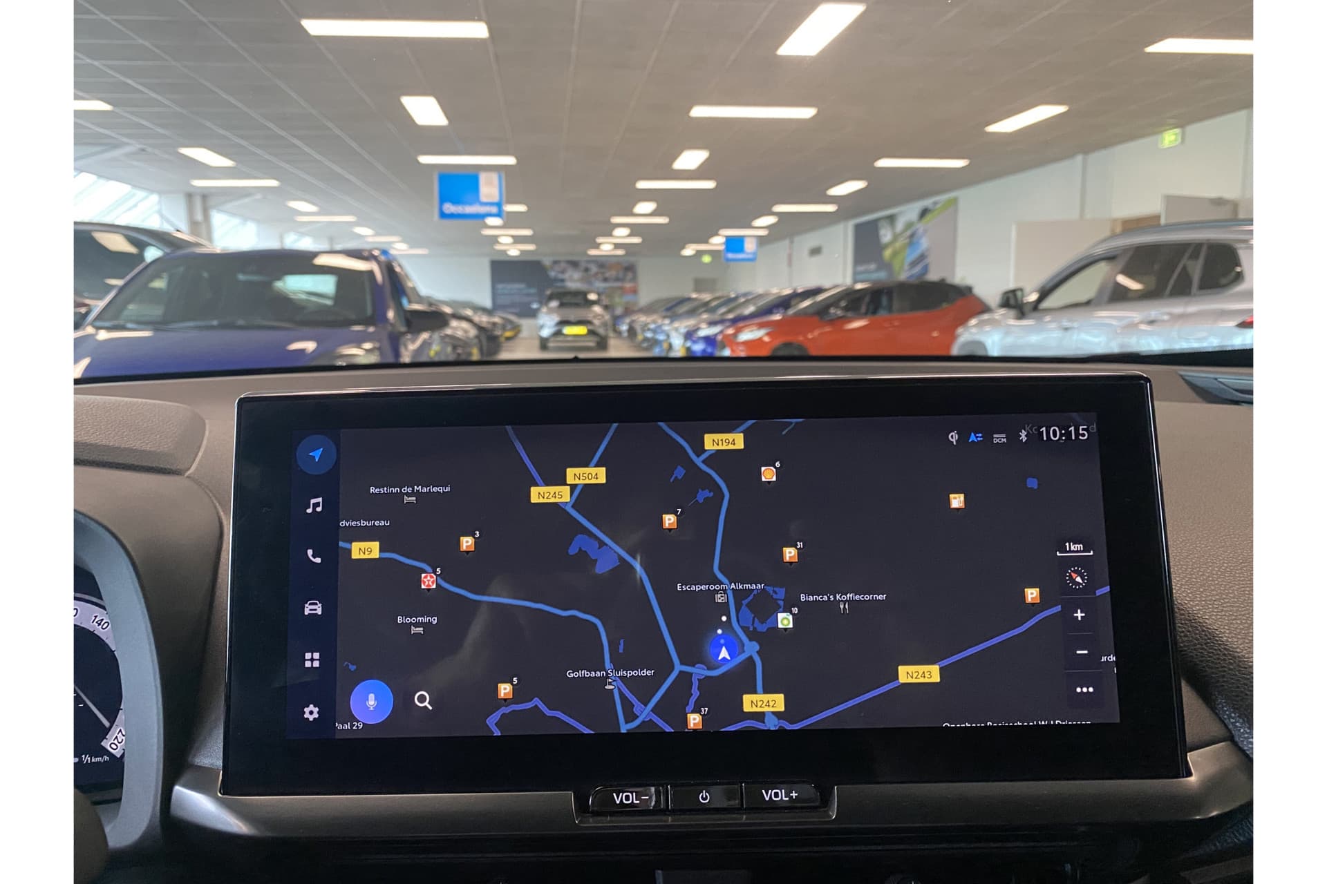 Toyota C-HR 1.8 Hybrid 140 First Edition thumbnail 29