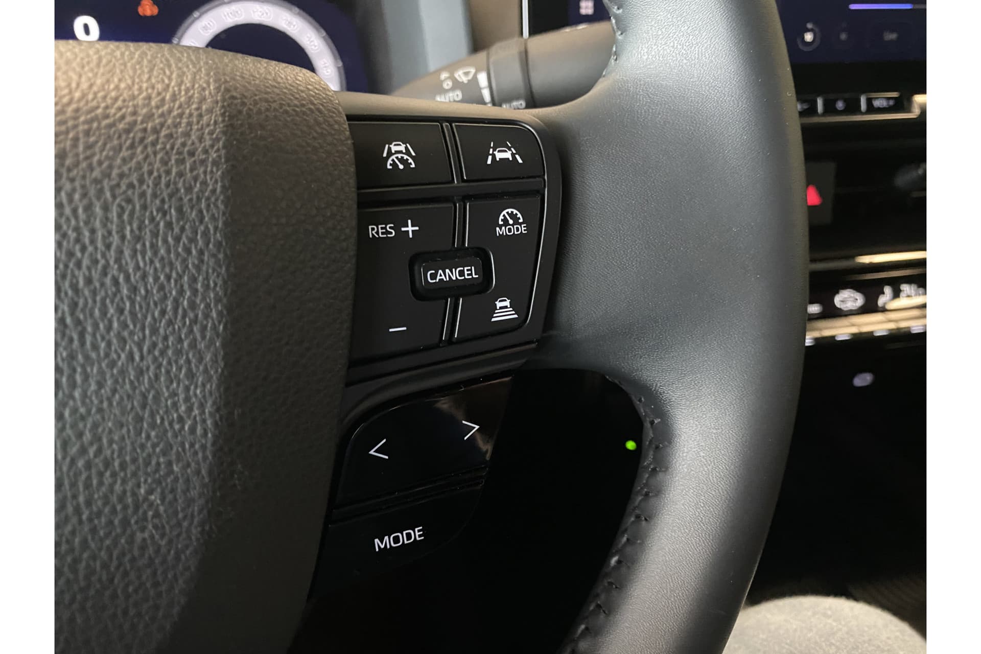 Toyota C-HR 1.8 Hybrid 140 First Edition thumbnail 30