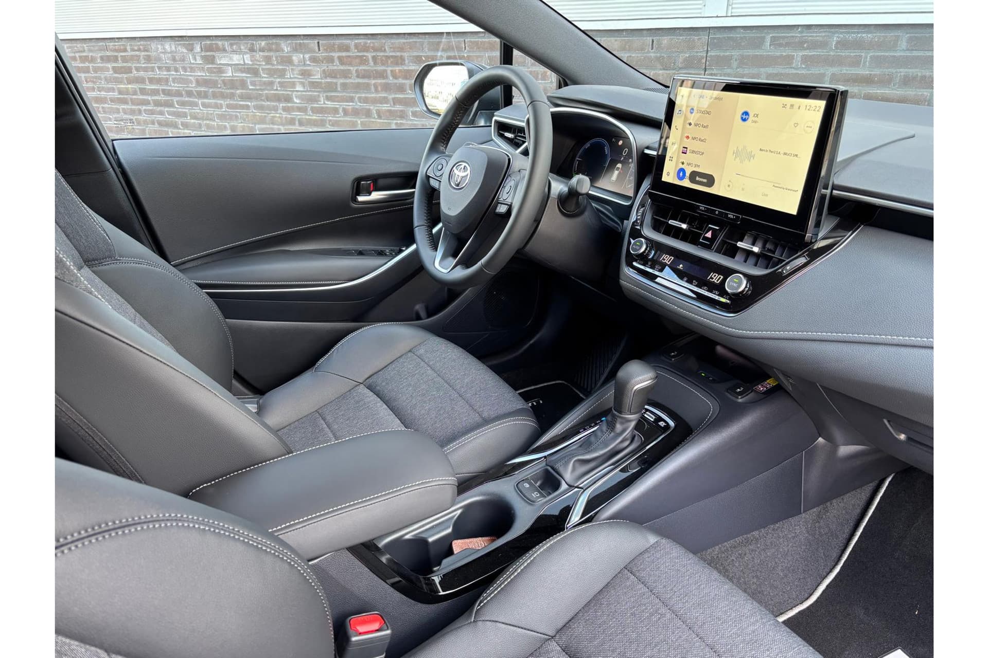 Toyota Corolla Touring Sports Hybrid 140 Dynamic Demonstratie Auto ! thumbnail 13