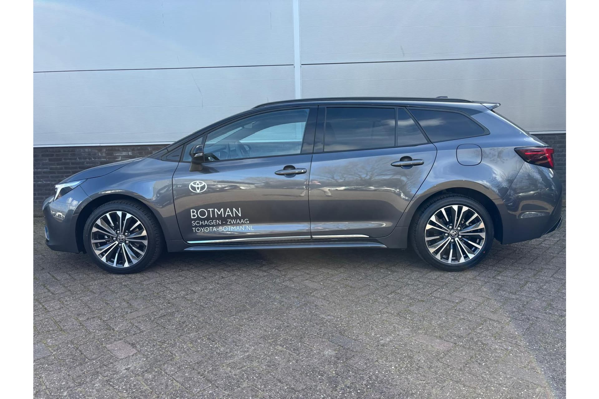 Toyota Corolla Touring Sports Hybrid 140 Dynamic Demonstratie Auto ! thumbnail 2