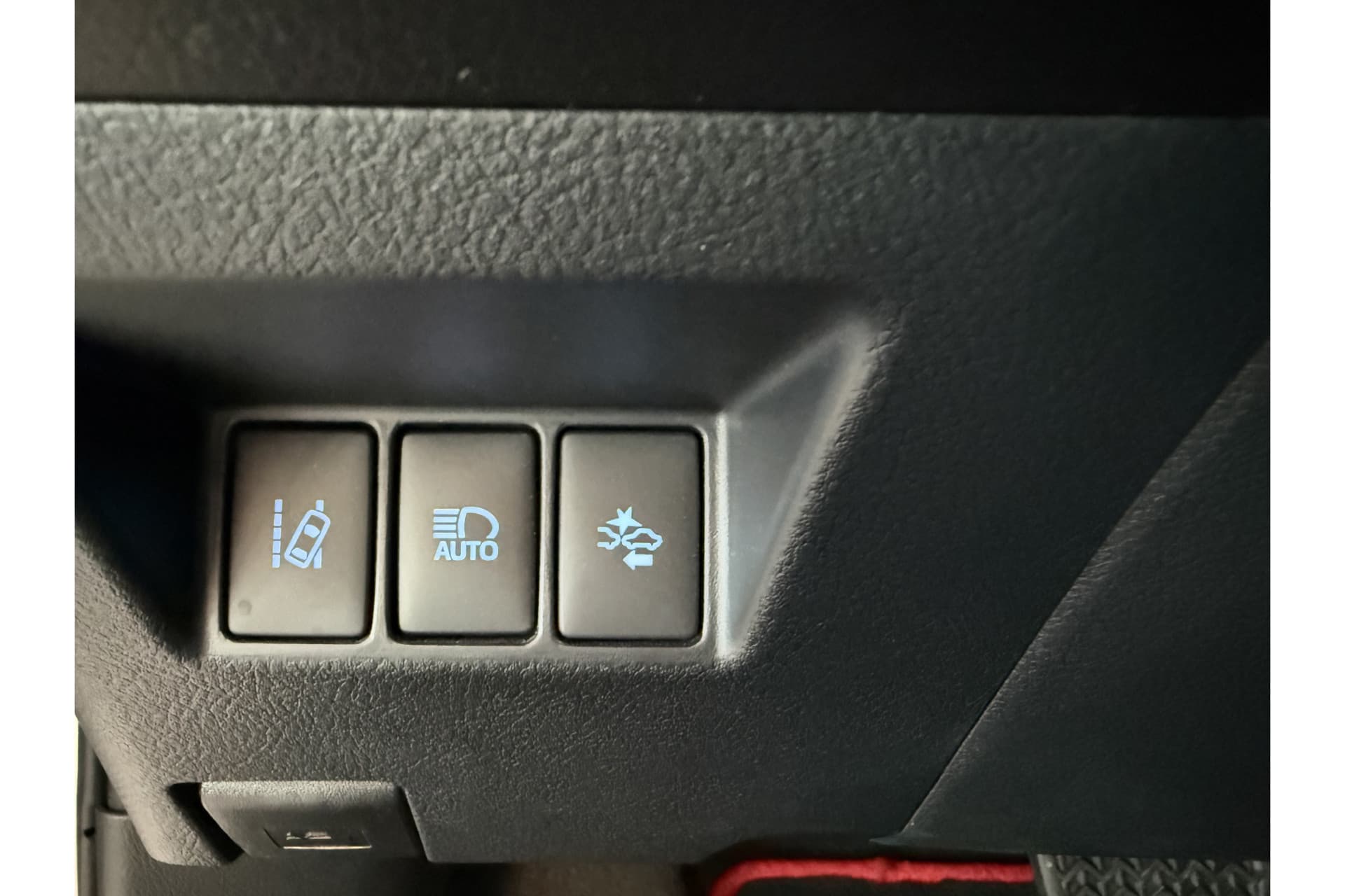 Toyota Yaris 1.5 Hybrid Design Sport thumbnail 21