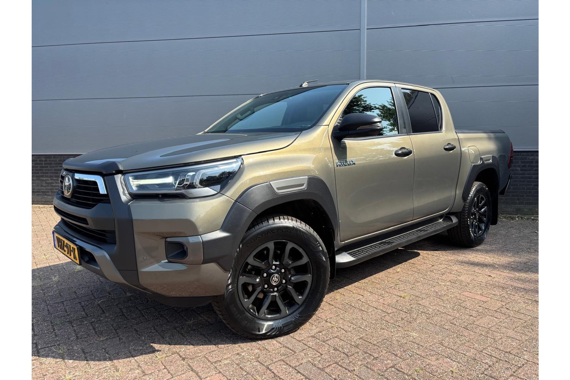 Toyota Hilux 2.8 D-4D Double Cab Invincible