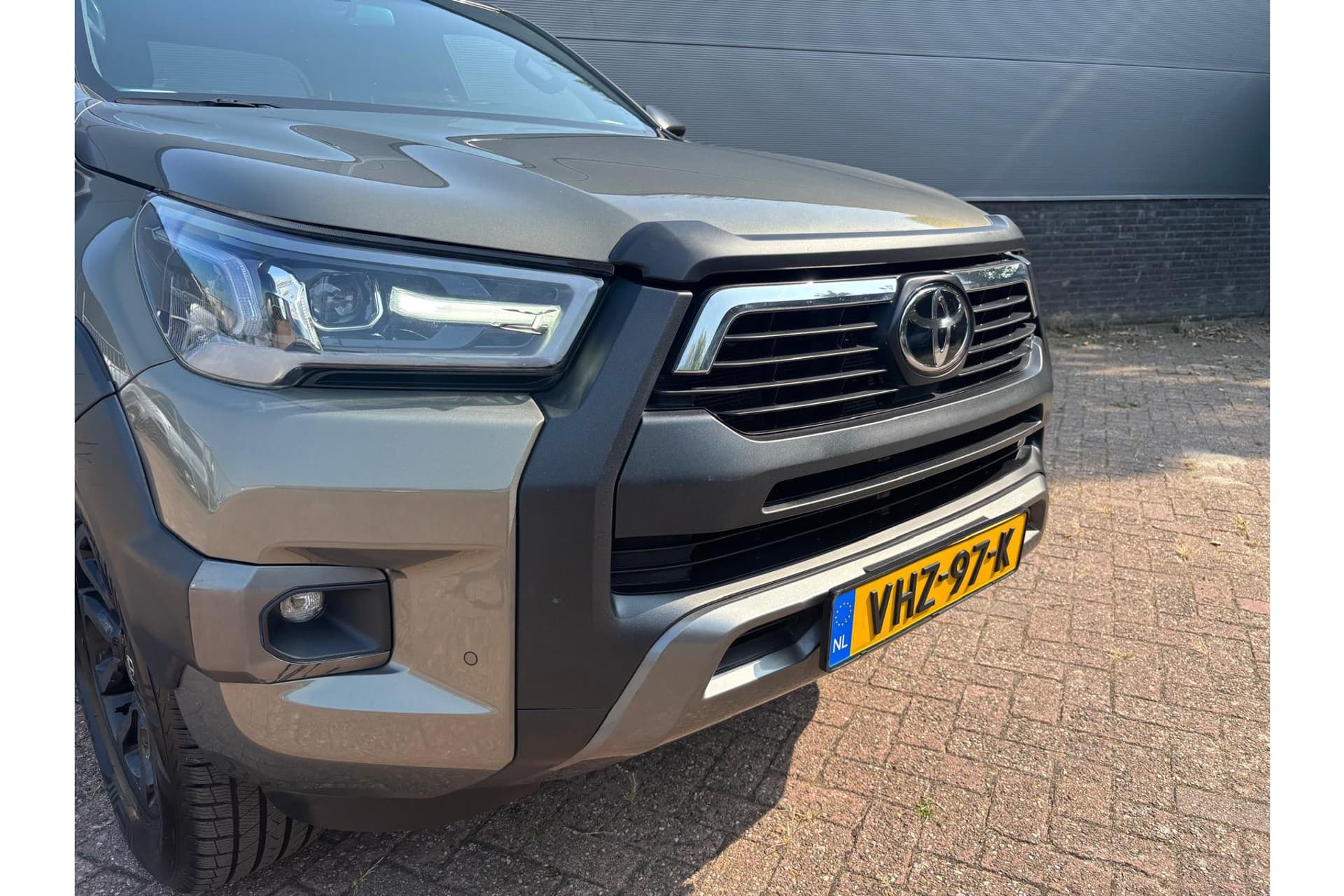 Toyota Hilux 2.8 D-4D Double Cab Invincible thumbnail 29