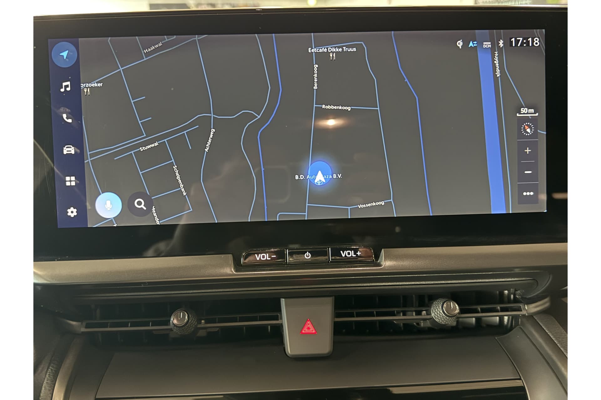 Toyota C-HR 1.8 Hybrid 140 First Edition thumbnail 15