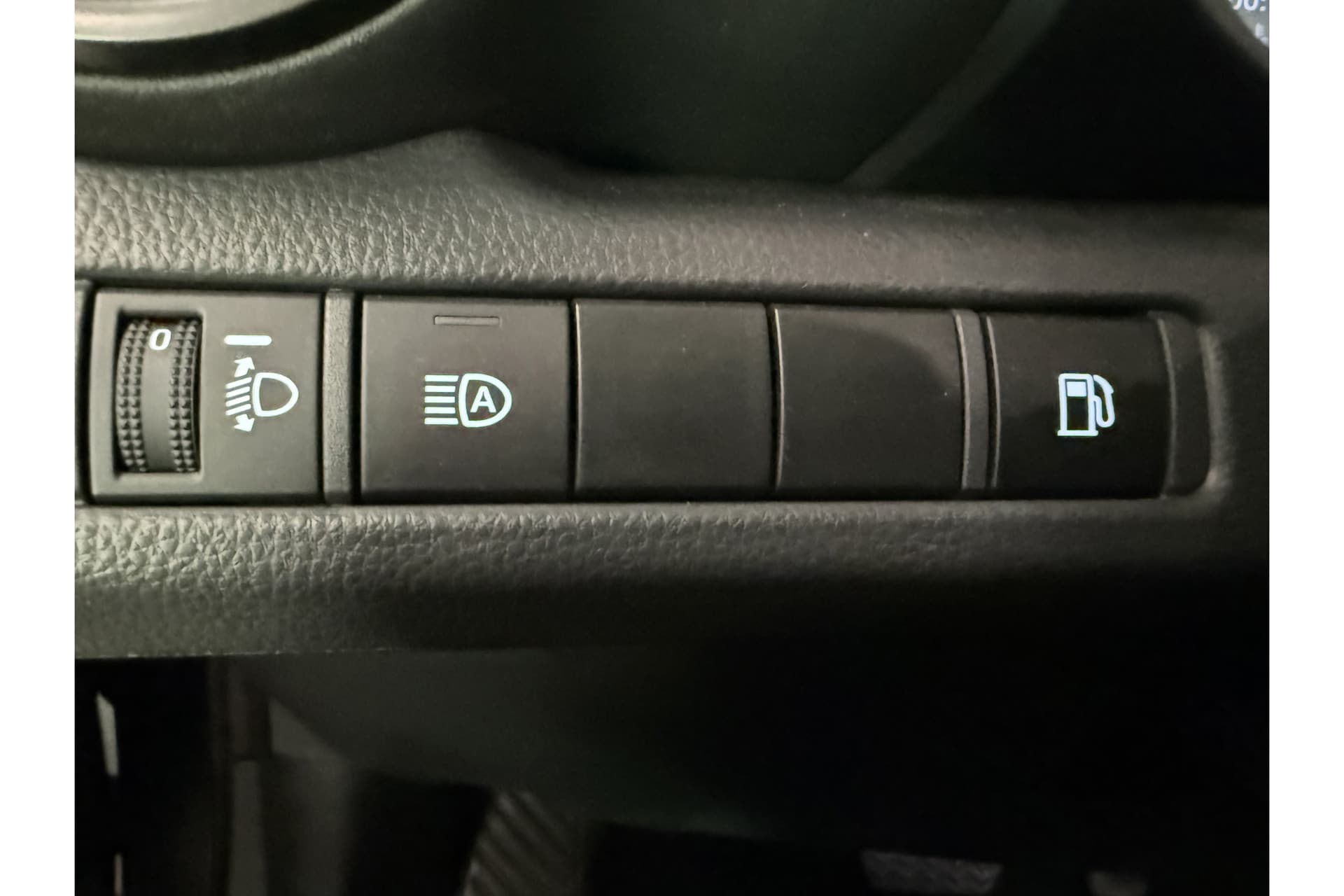 Toyota C-HR 1.8 Hybrid 140 First Edition thumbnail 20