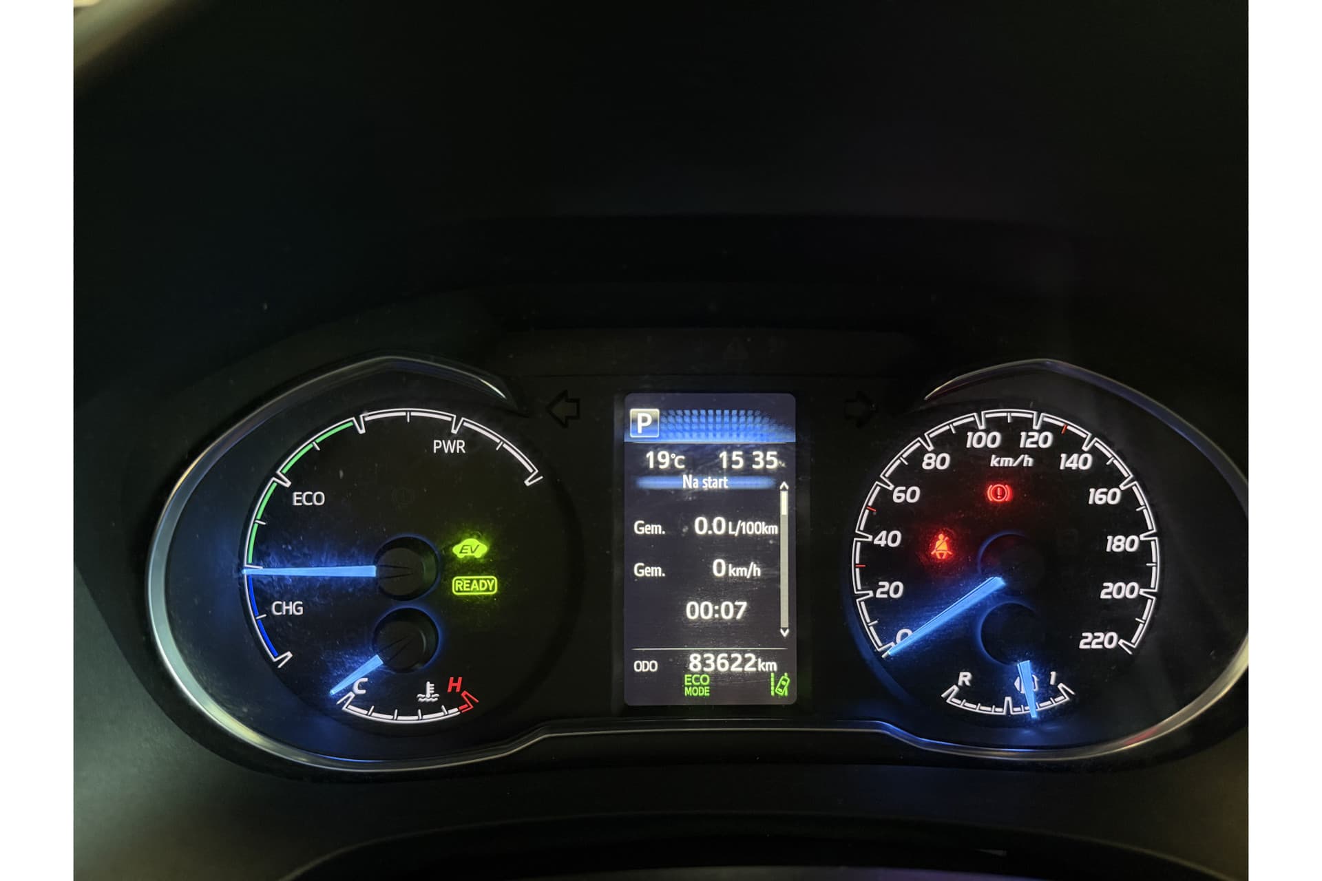 Toyota Yaris 1.5 Hybrid Dynamic thumbnail 17