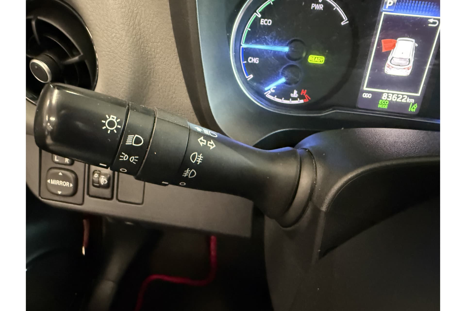 Toyota Yaris 1.5 Hybrid Dynamic thumbnail 24